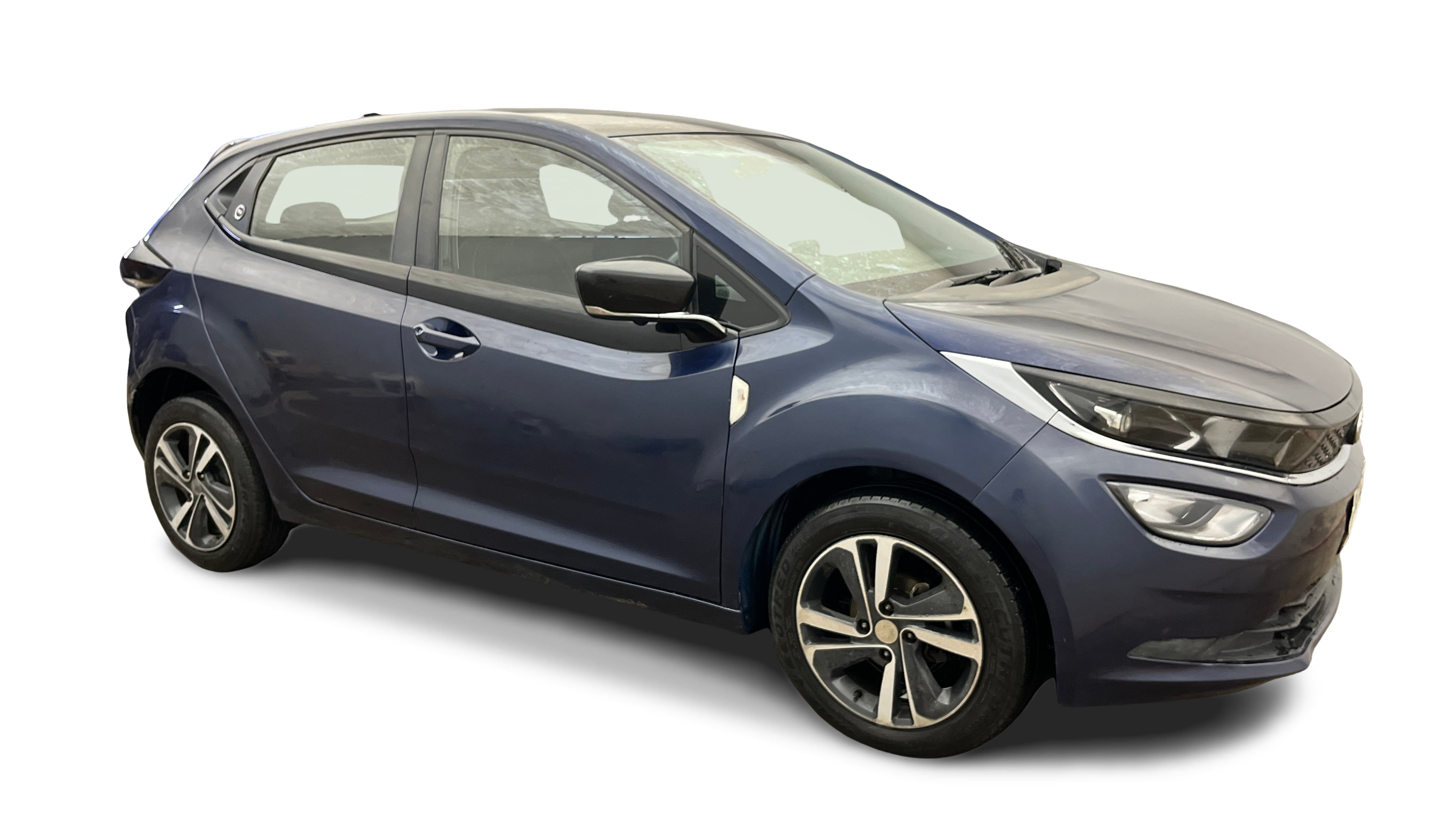 2023 Tata ALTROZ - Hatchback - Petrol - Manual - ₹5.90 lakh
