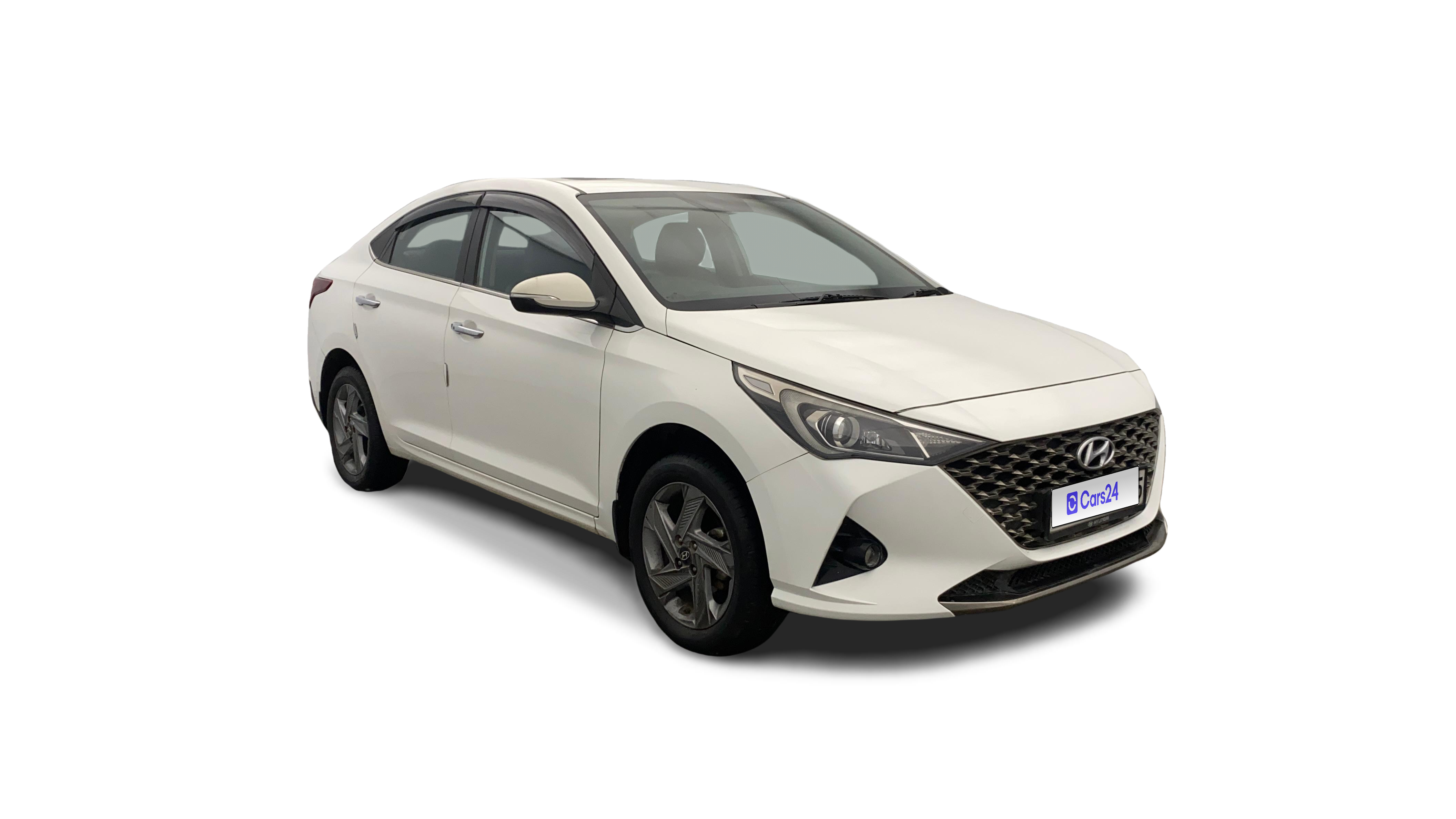 2022 Hyundai Verna - Sedan - Petrol - Manual - ₹8.21 lakh