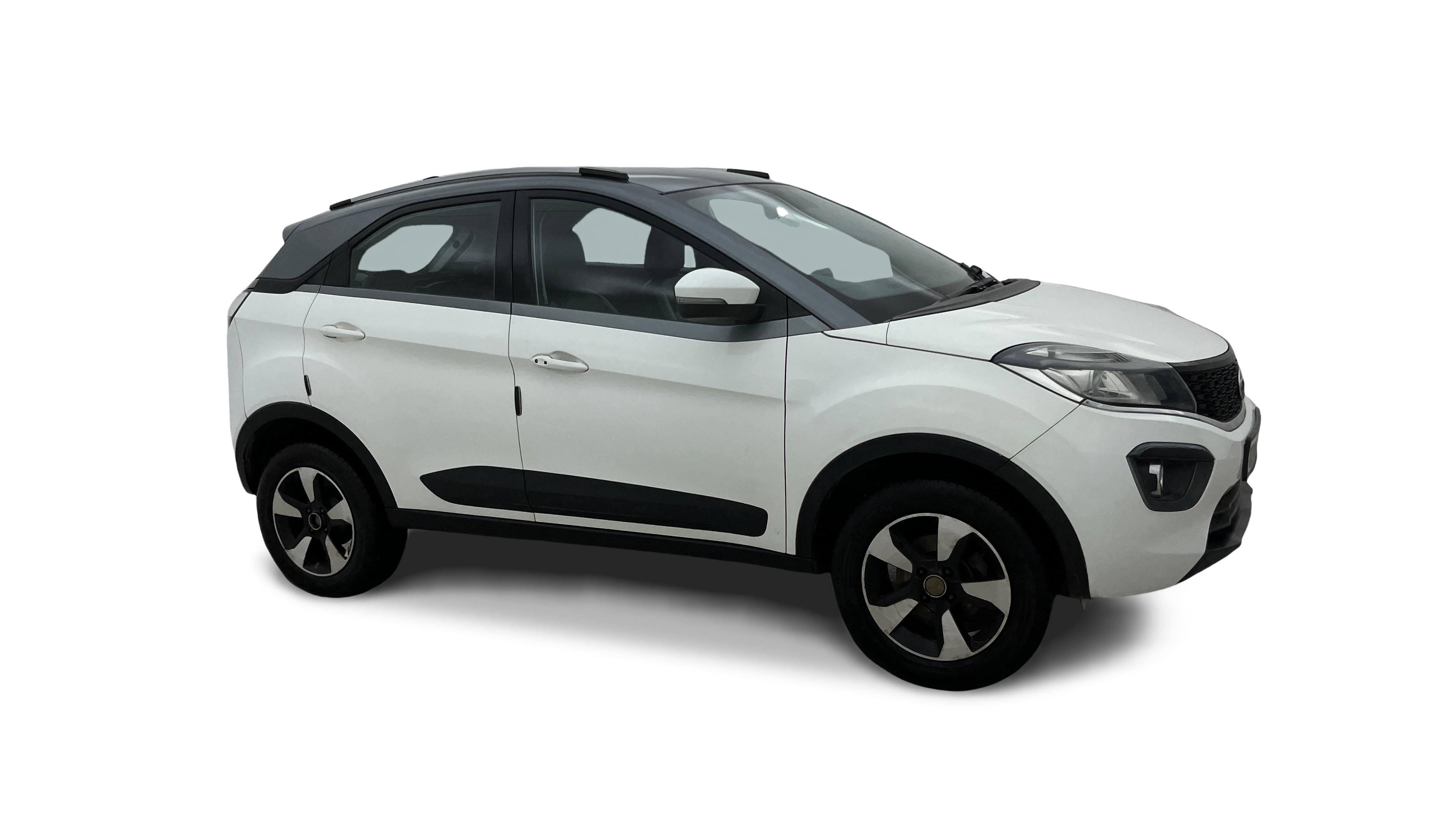 2018 Tata NEXON - SUV - Petrol - Automatic - ₹5.52 lakh