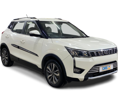 Mahindra XUV300-img
