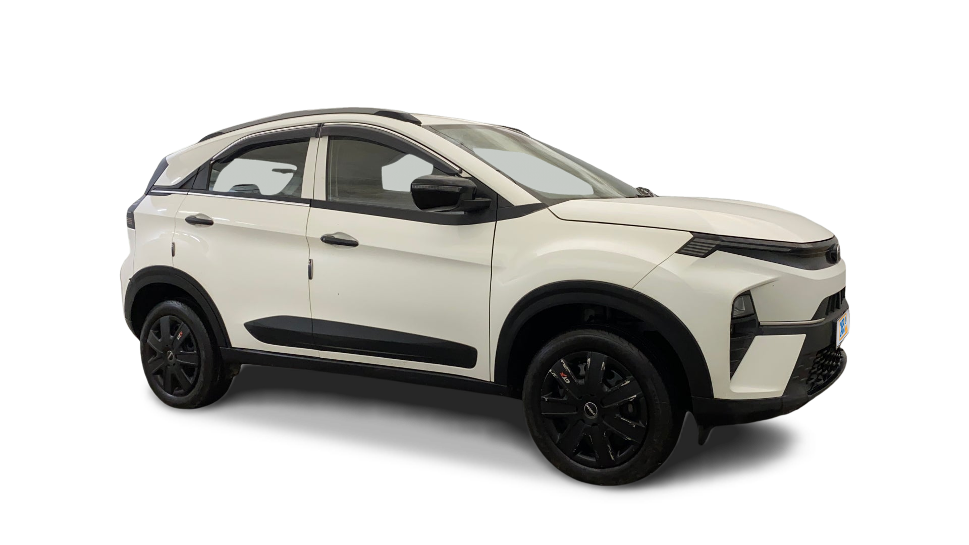 Tata NEXON-img