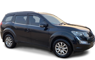 Mahindra XUV500-img