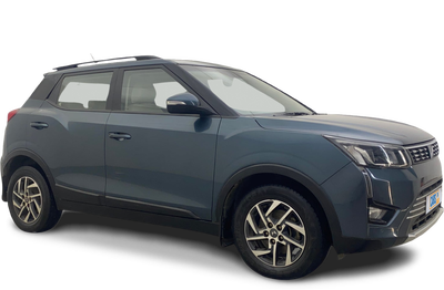 Mahindra XUV300-img