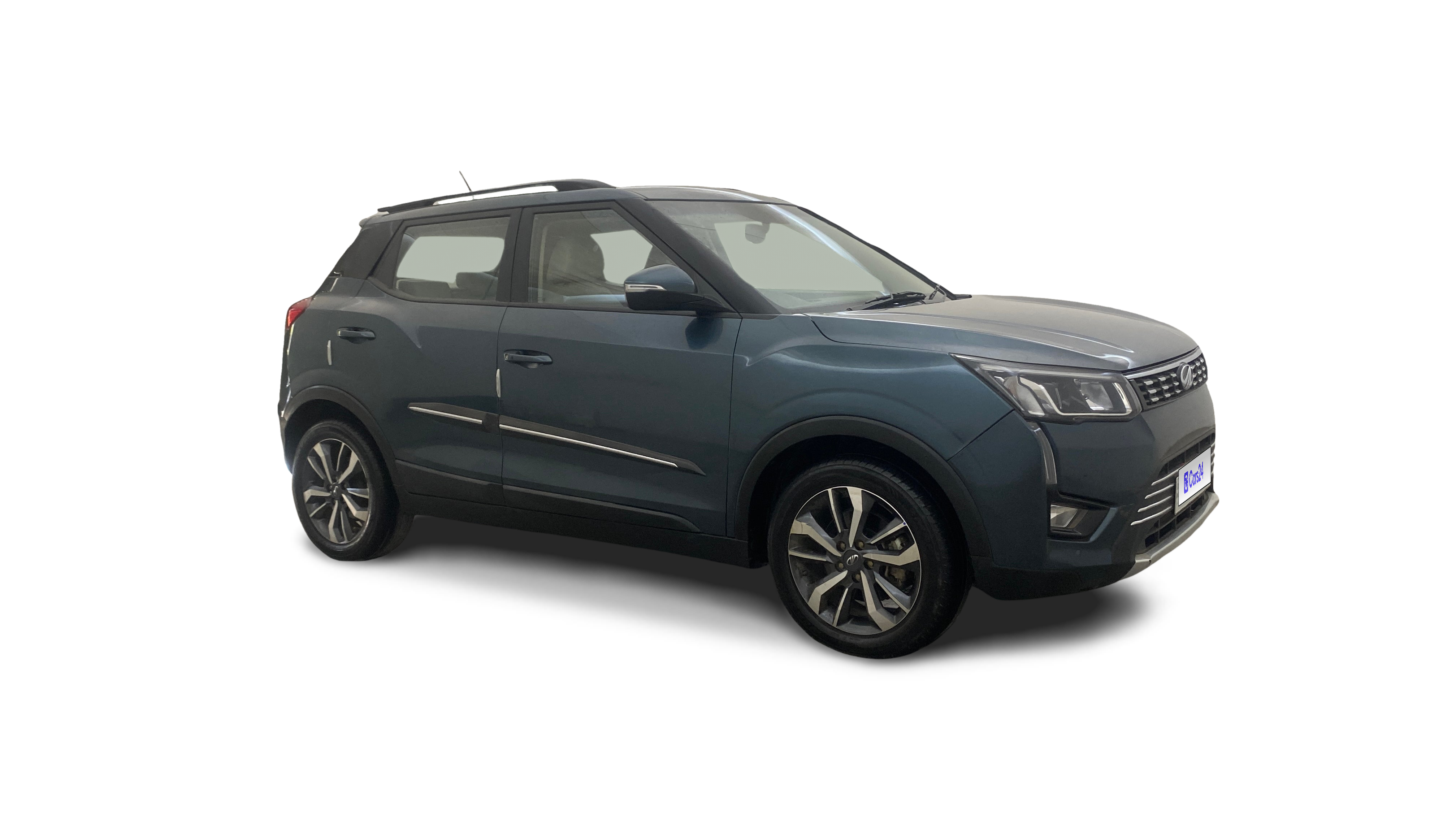 2021 Mahindra XUV300 - SUV - Diesel - Manual - ₹7.92 lakh
