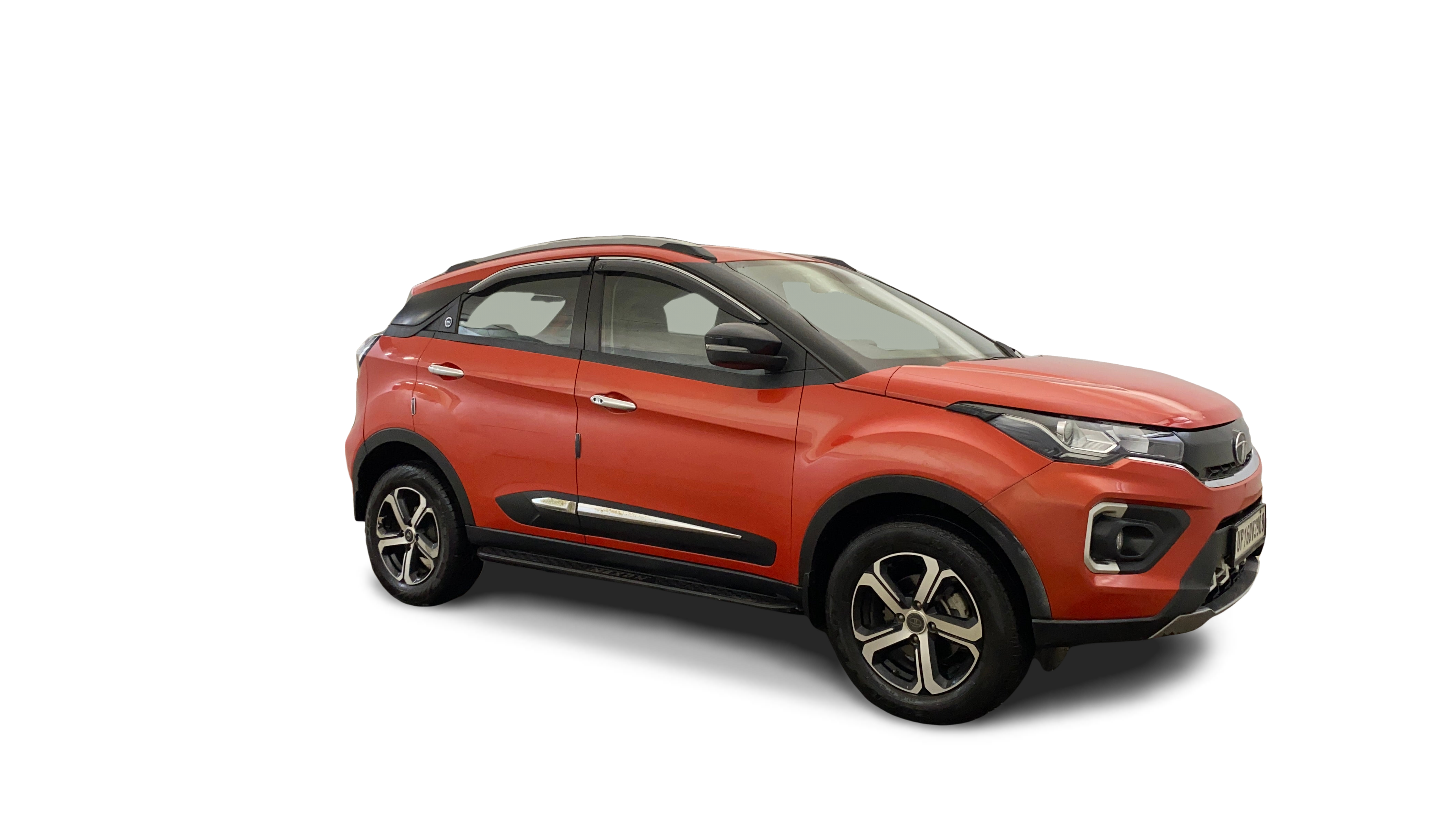 Tata NEXON-img