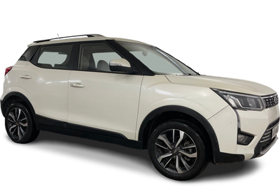 Mahindra XUV300-img