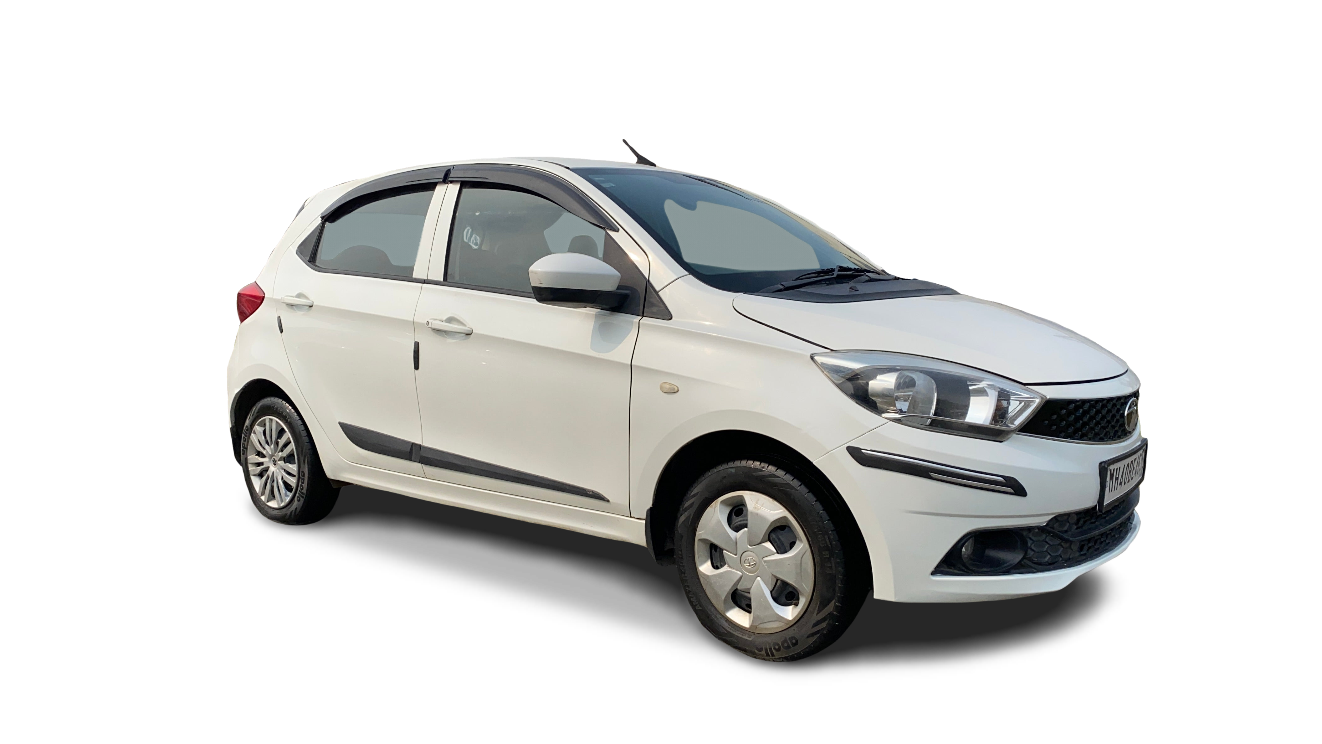 2017 Tata Tiago - Hatchback - Petrol - Manual - ₹2.91 lakh