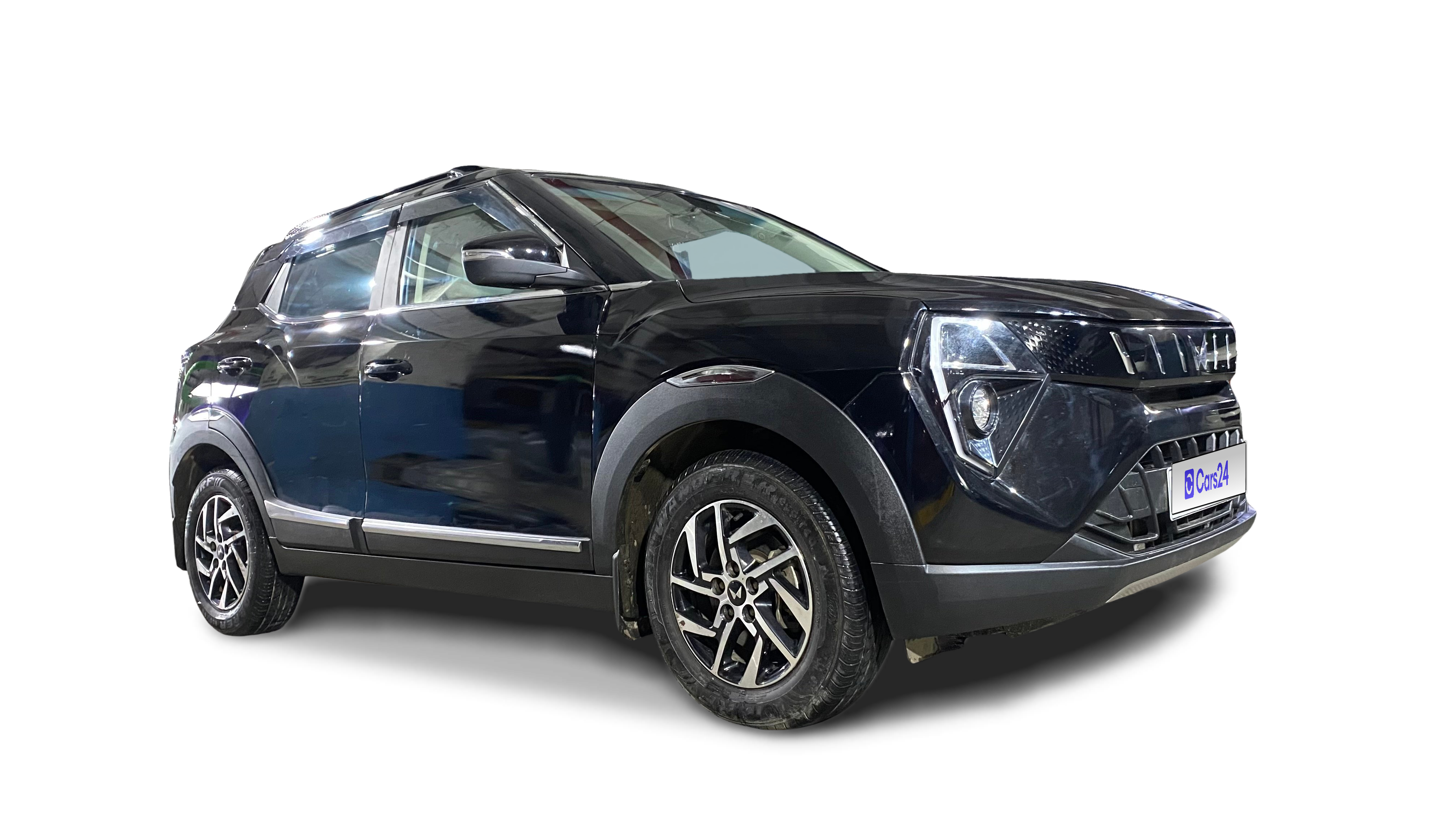 2024 Mahindra XUV 3XO - SUV - Diesel - Manual - ₹9.18 lakh