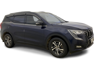 Mahindra XUV700-img