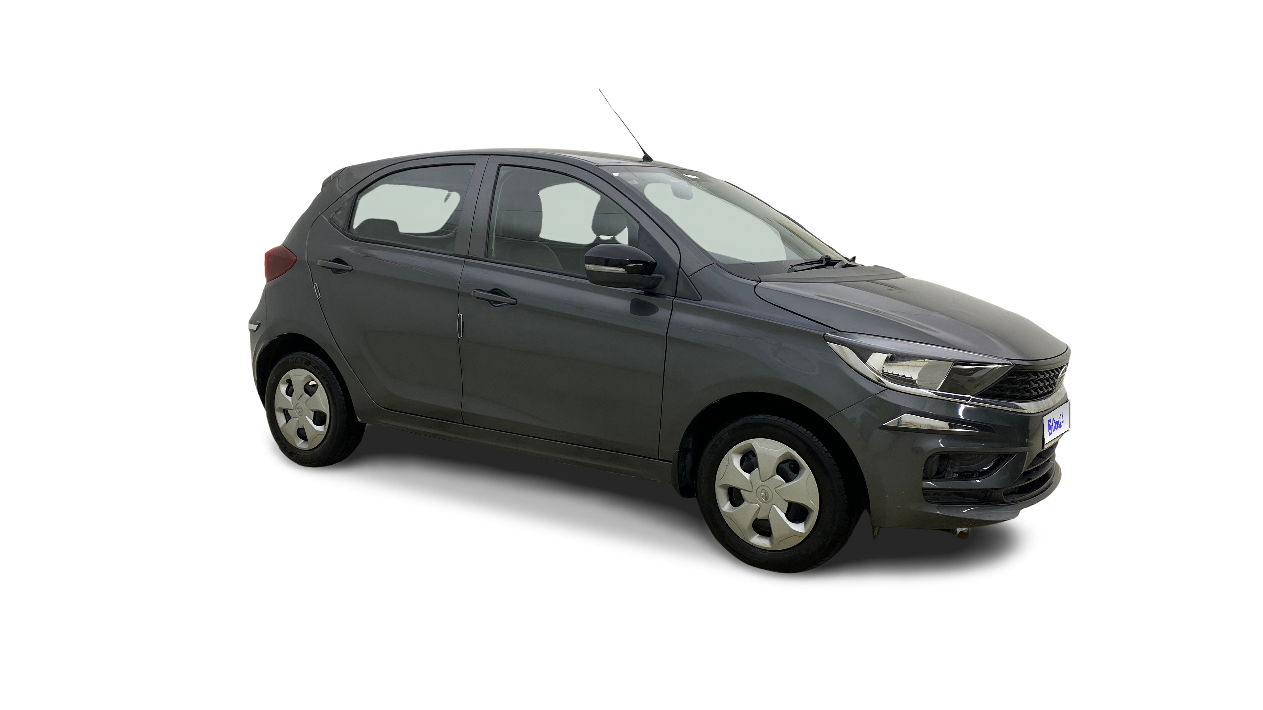 2022 Tata Tiago - Hatchback - Petrol - Manual - ₹4.28 lakh