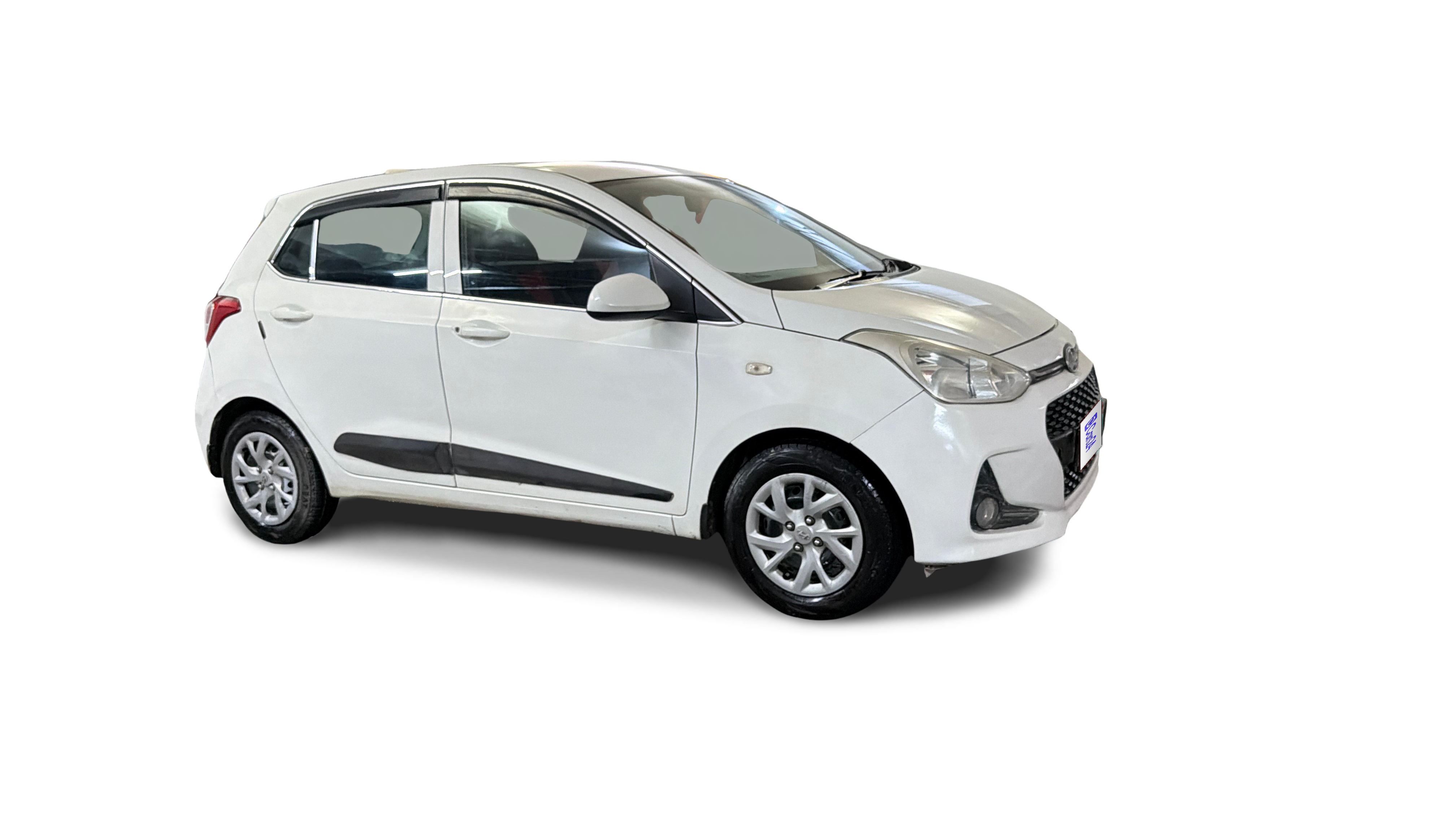 2017 Hyundai Grand i10 - Hatchback - Petrol - Manual - ₹2.80 lakh