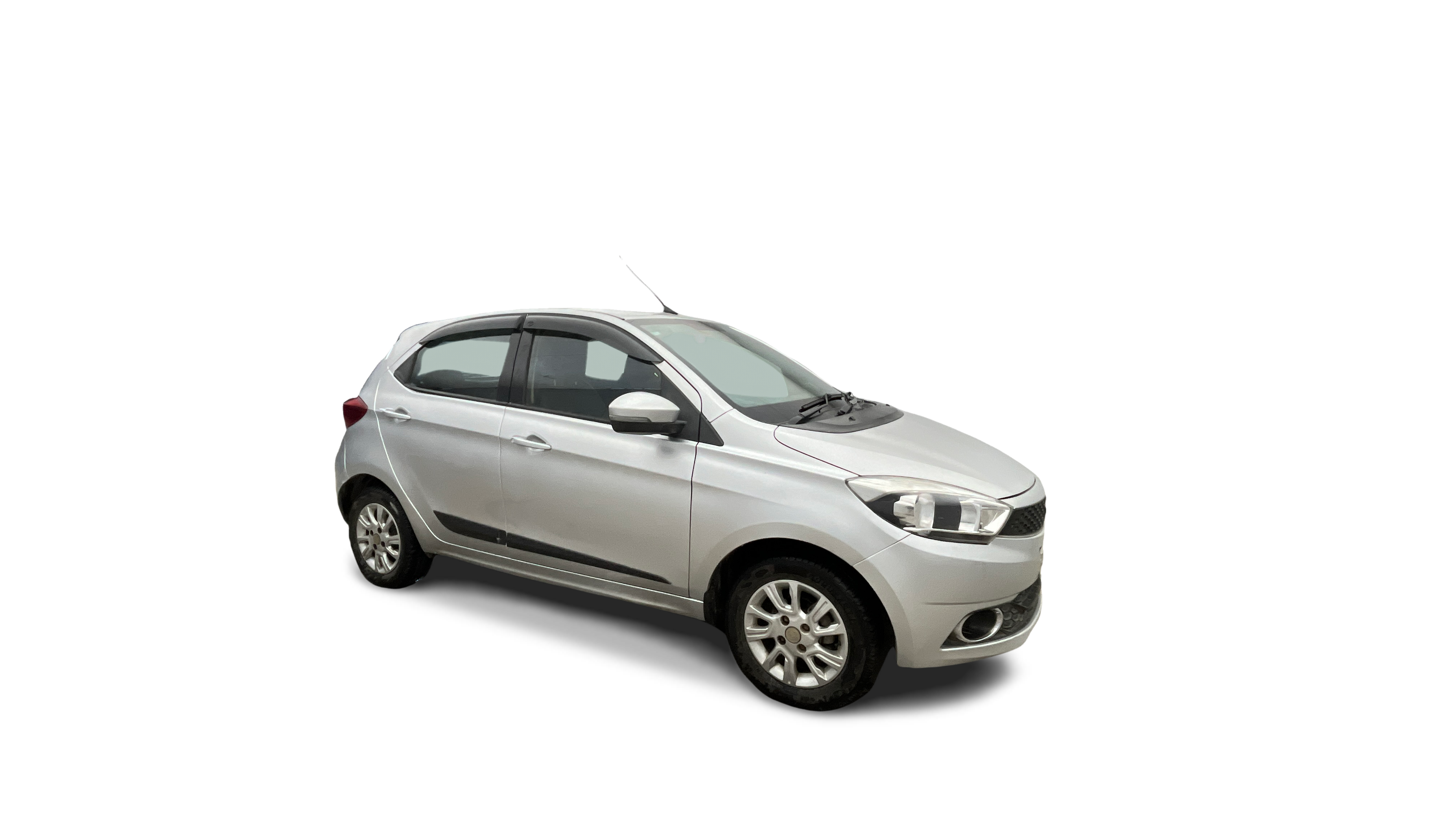 2018 Tata Tiago - Hatchback - Petrol - Automatic - ₹3.63 lakh