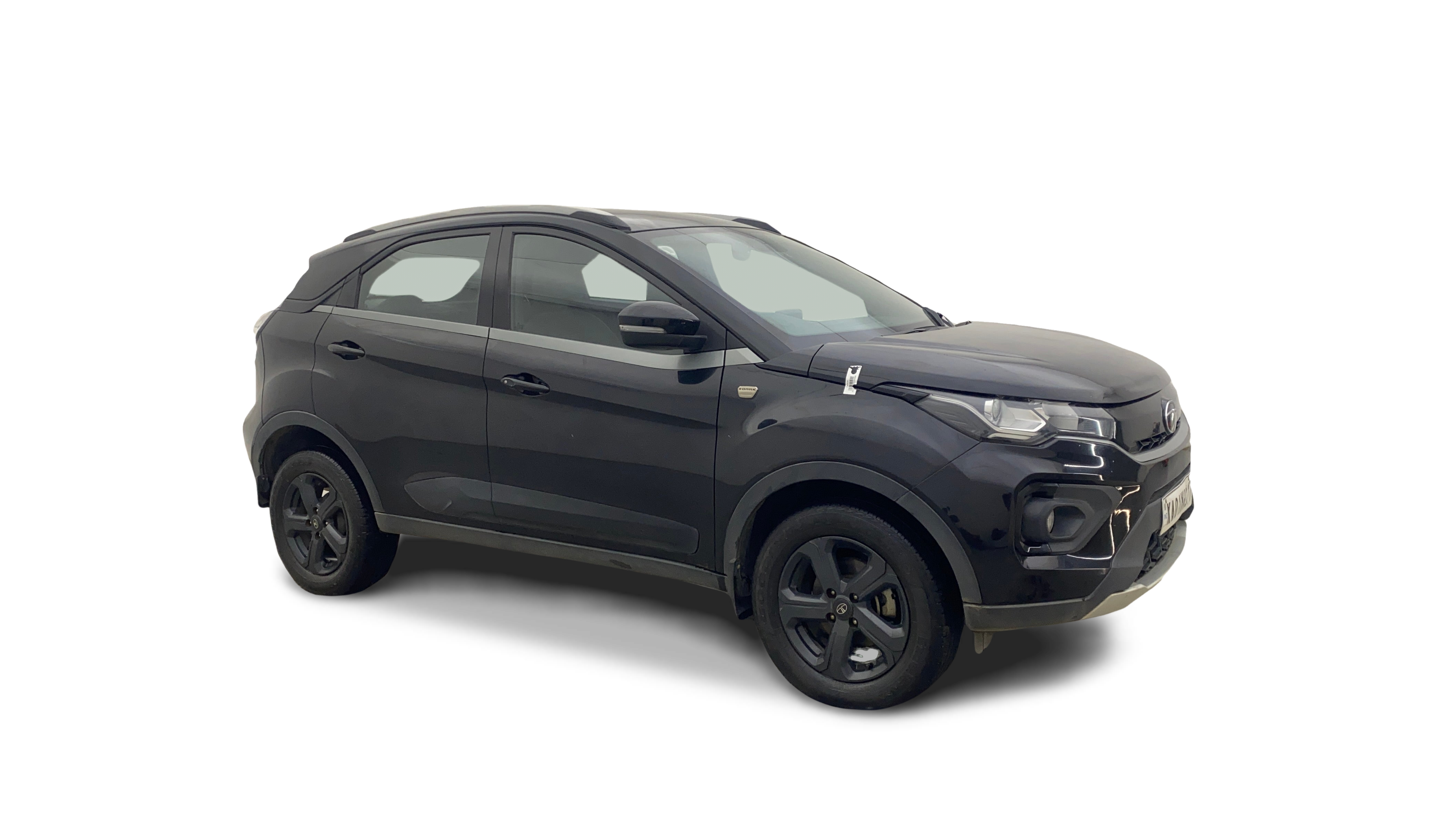 Tata NEXON-img