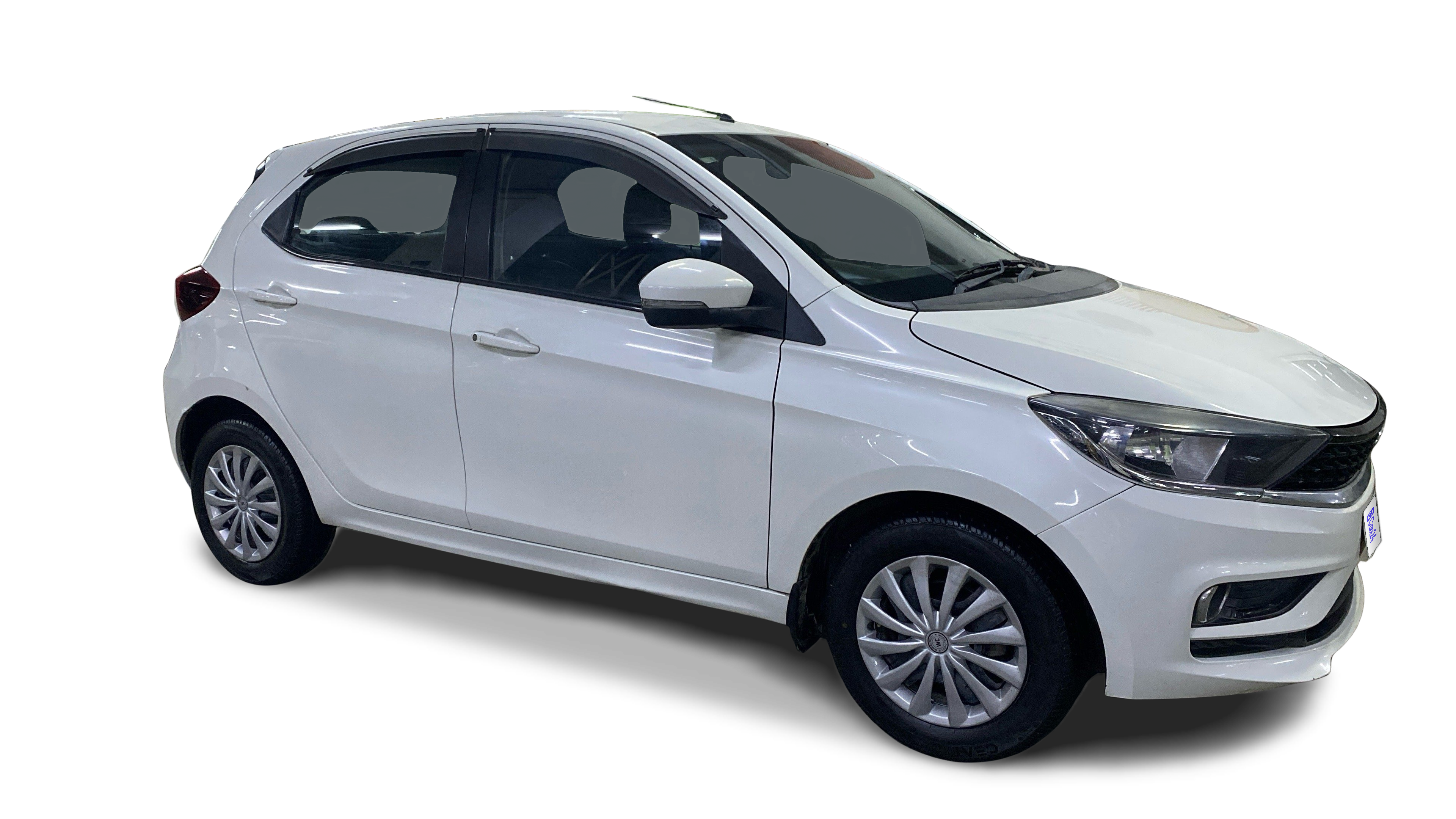 2020 Tata Tiago - Hatchback - Petrol - Automatic - ₹3.92 lakh