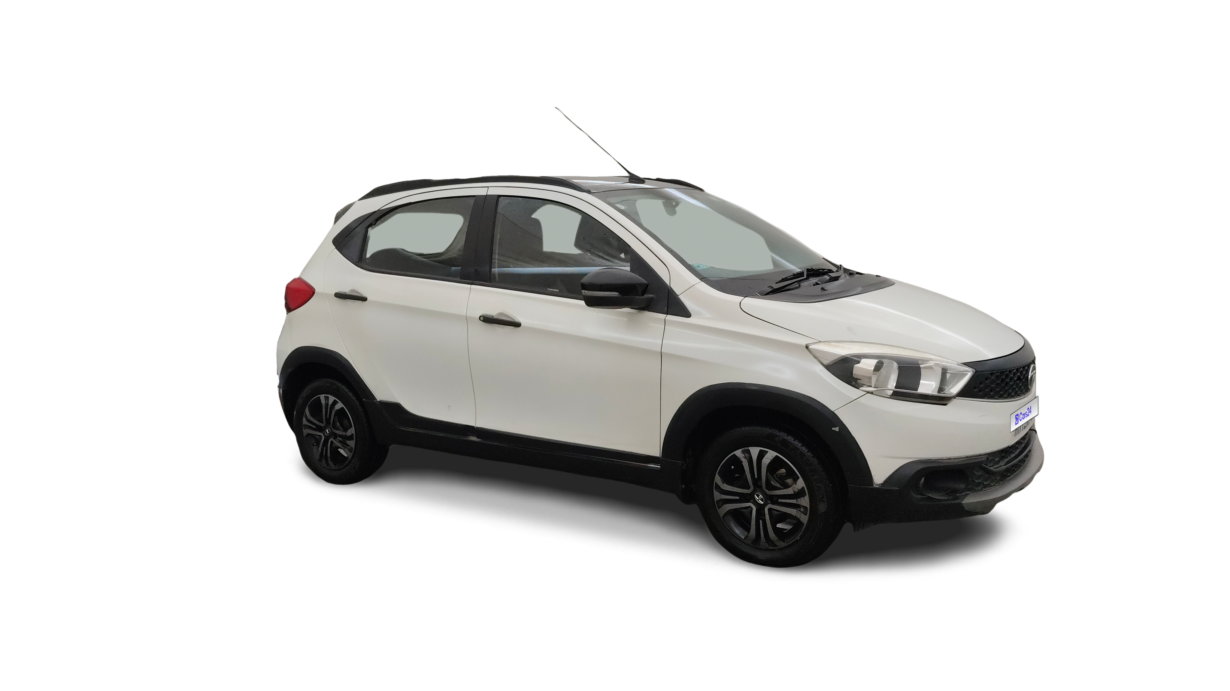 2018 Tata TIAGO NRG - Hatchback - Petrol - Manual - ₹3.86 lakh