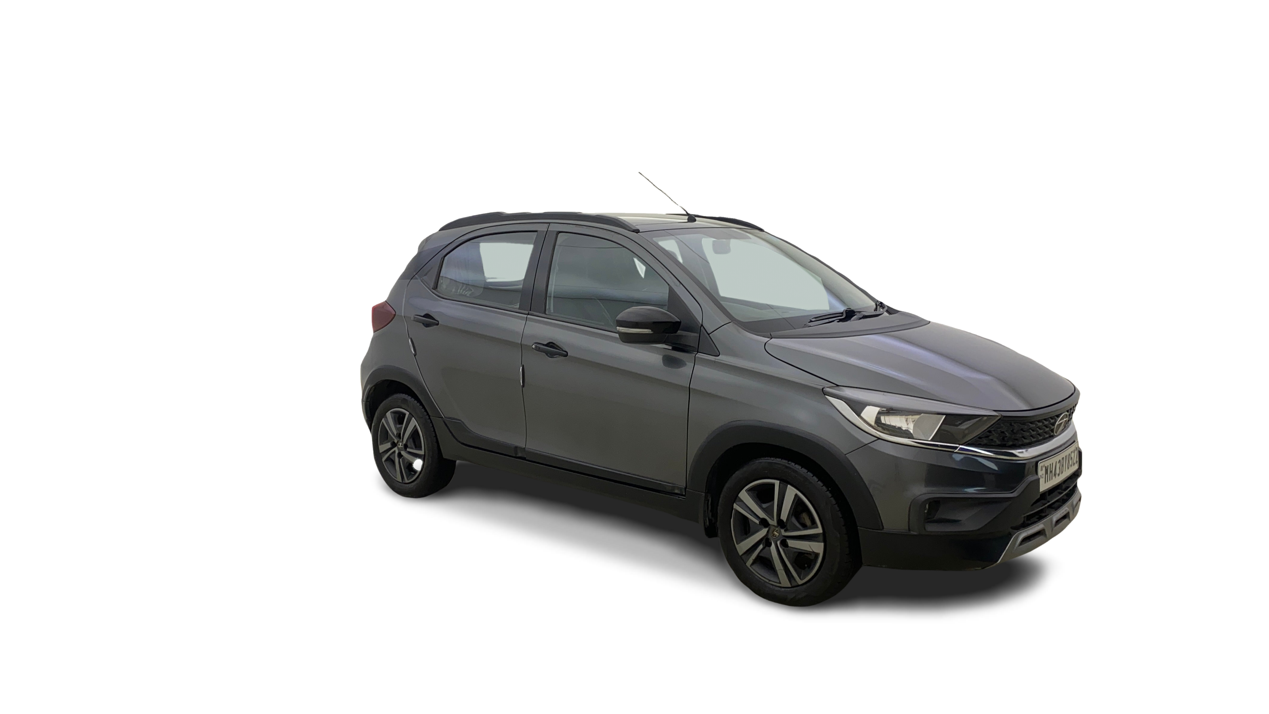Tata TIAGO NRG-img