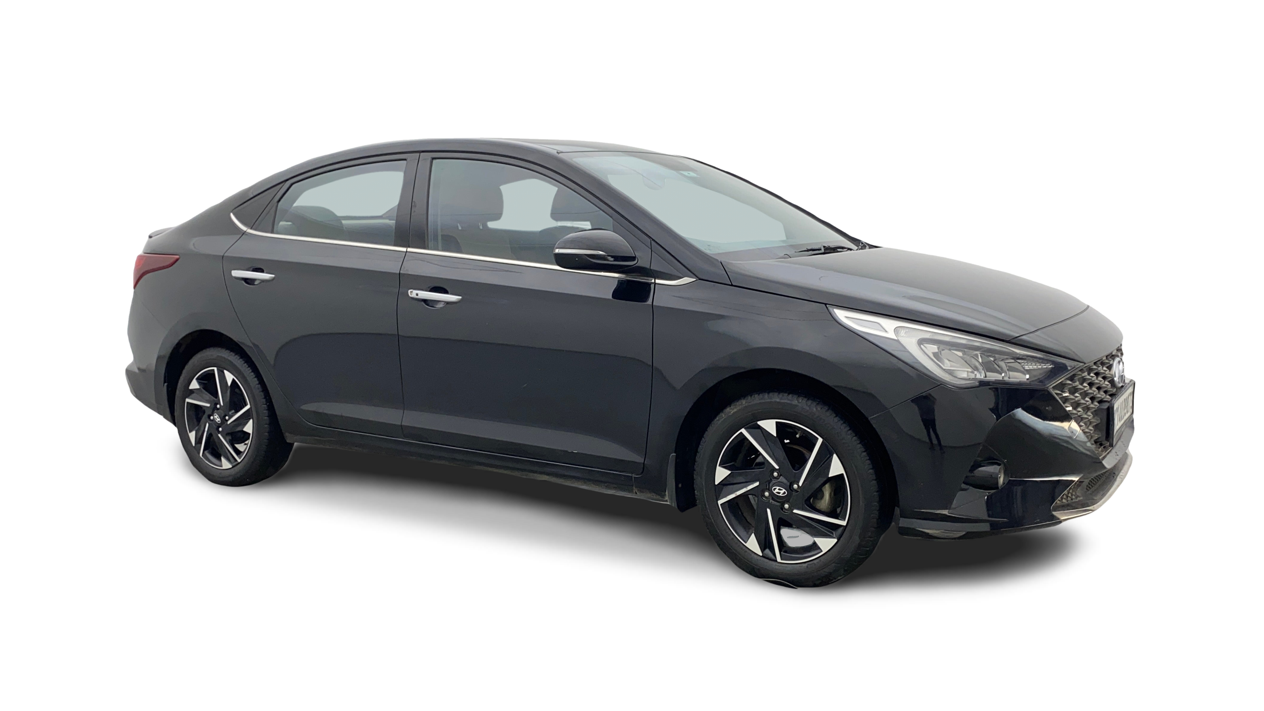 Hyundai Verna-img