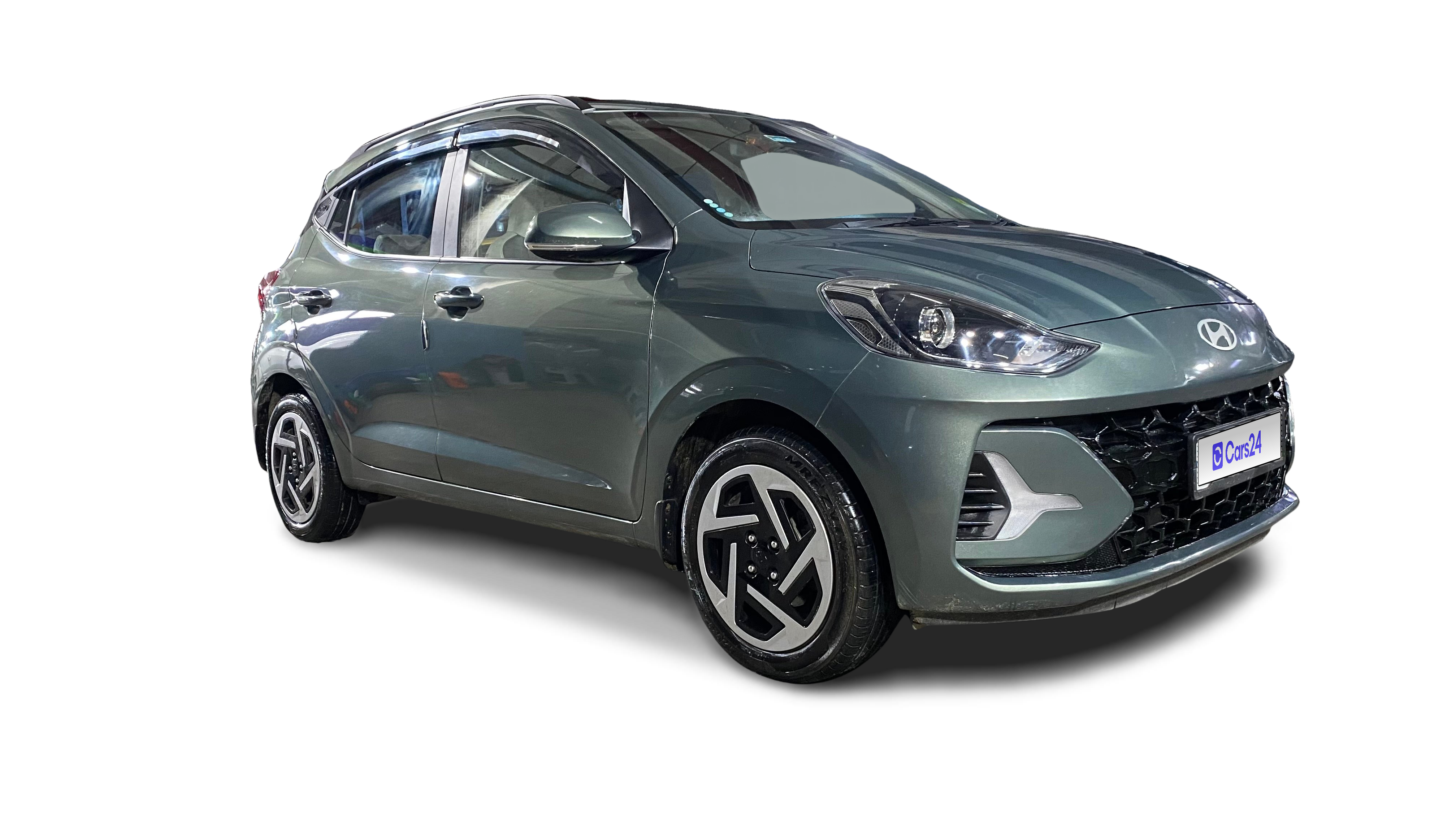2025 Hyundai GRAND I10 NIOS - Hatchback - Petrol - Manual - ₹5.90 lakh