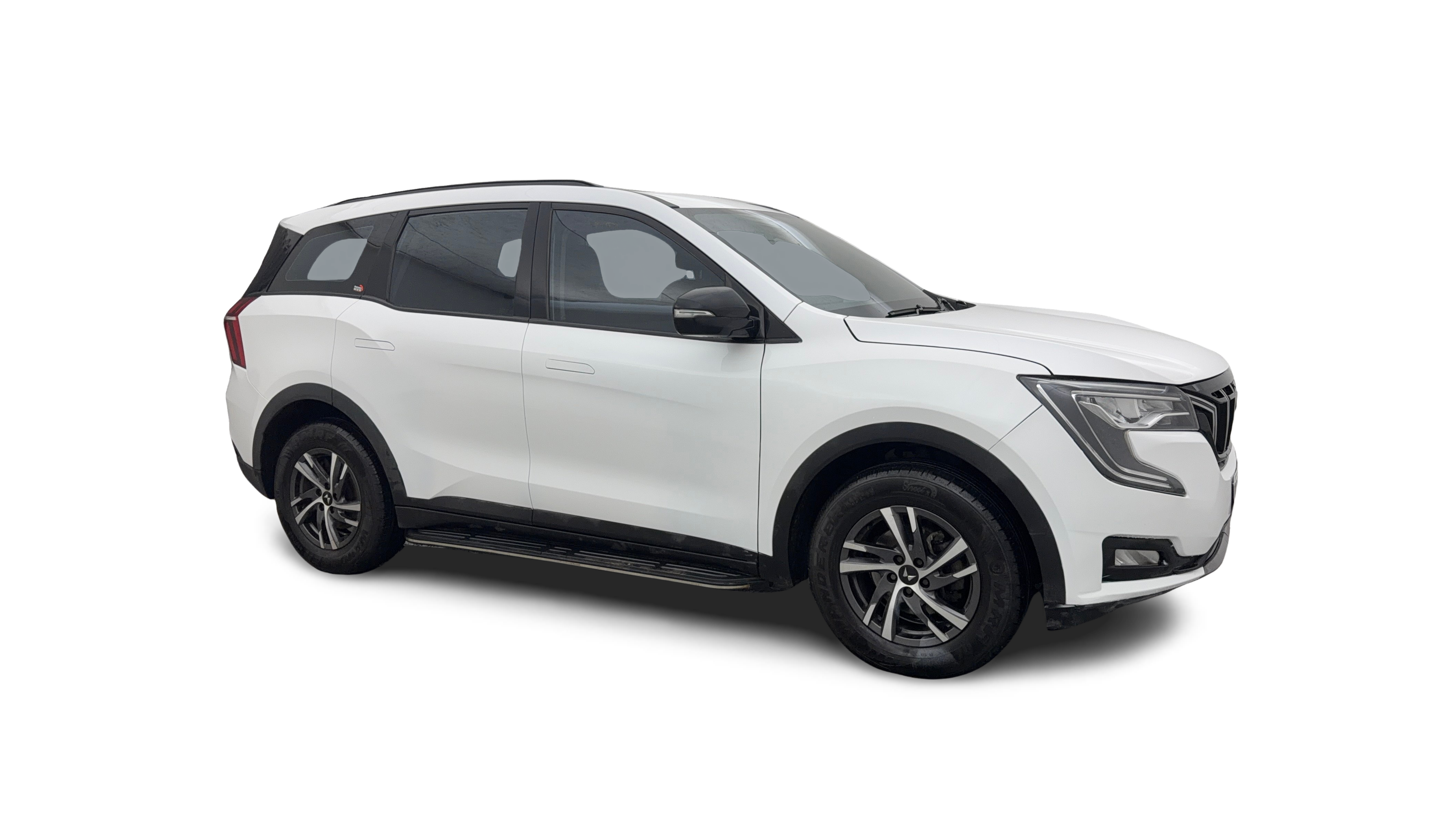 2024 Mahindra XUV700 - SUV - Petrol - Manual - ₹16.65 lakh