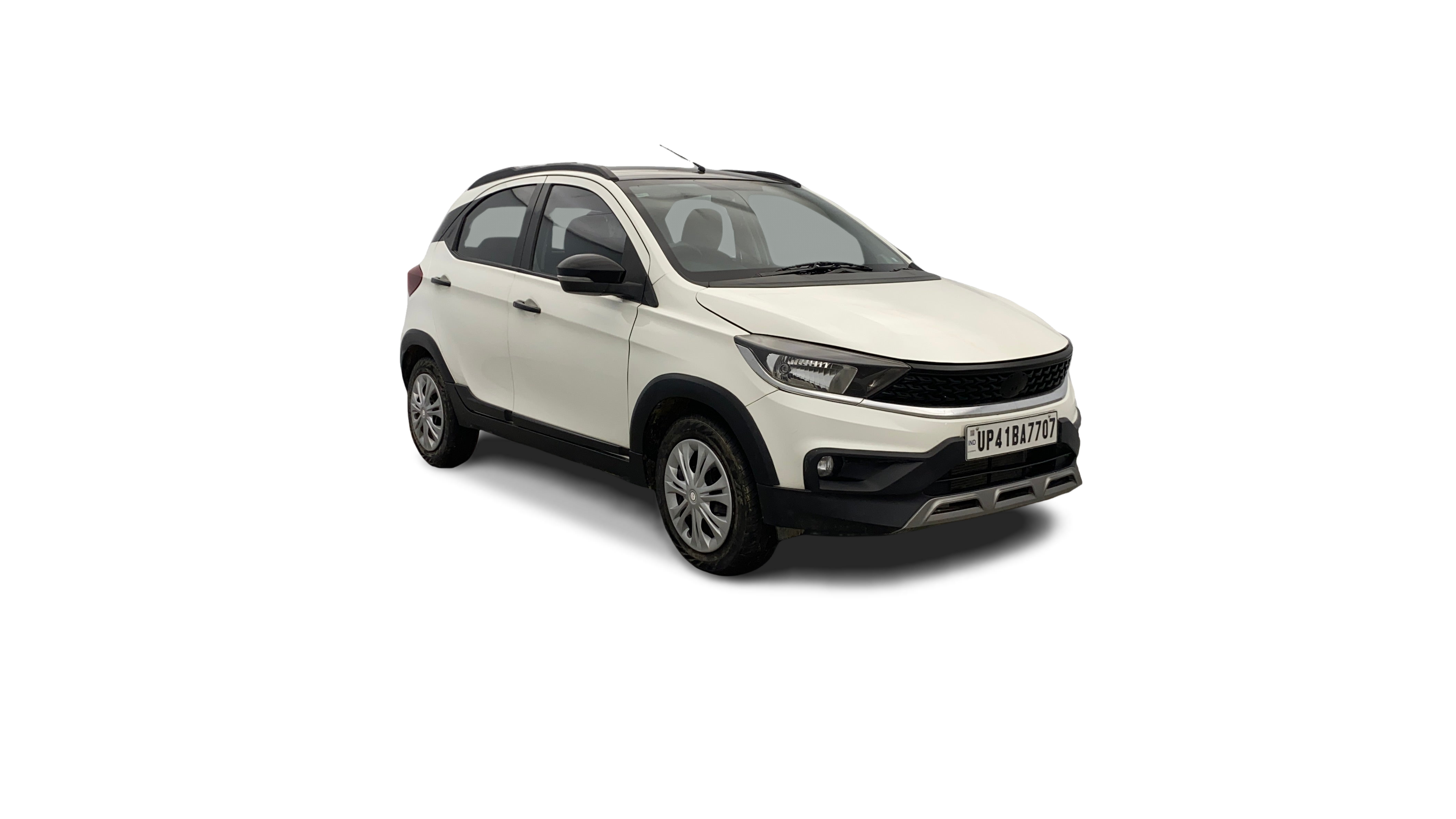 Tata TIAGO NRG-img