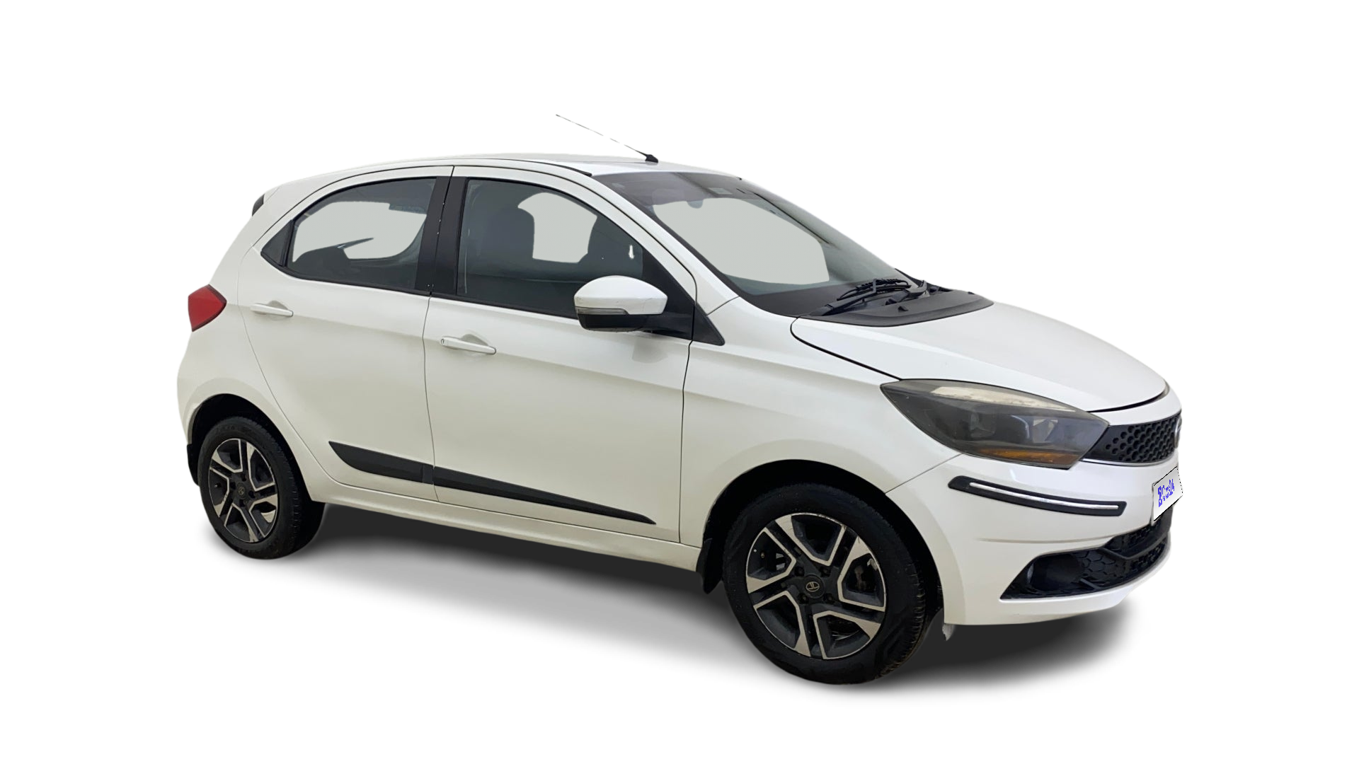 2019 Tata Tiago - Hatchback - Petrol - Manual - ₹3.02 lakh