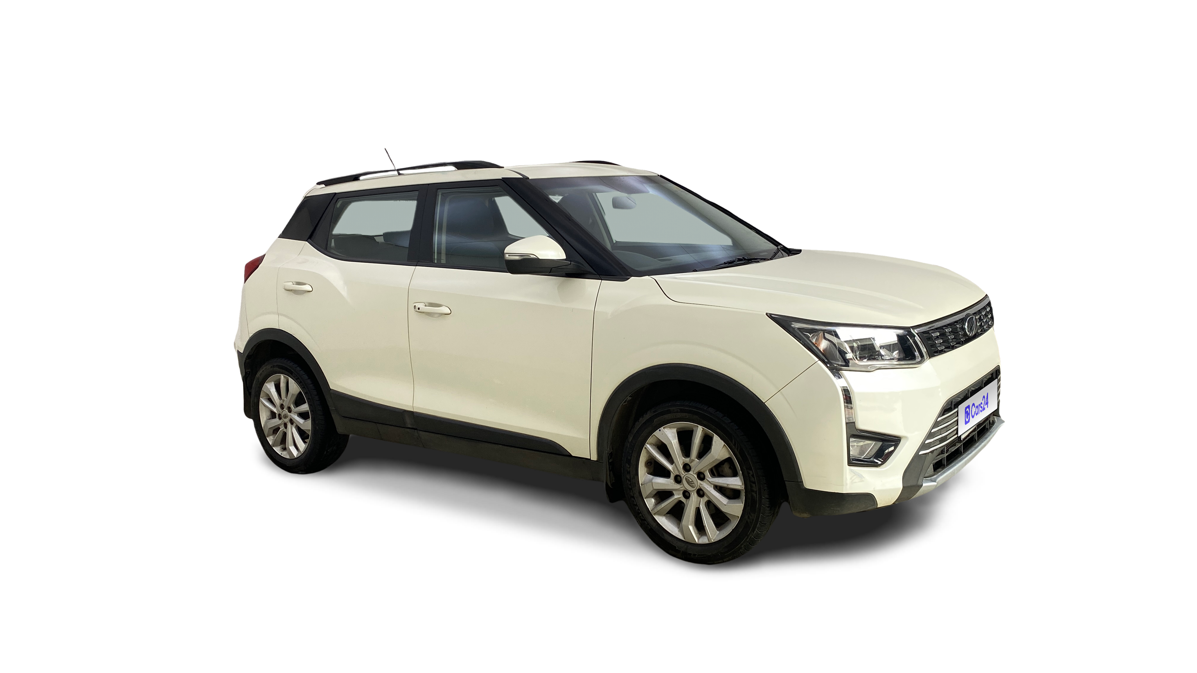 2020 Mahindra XUV300 - SUV - Diesel - Manual - ₹7.91 lakh