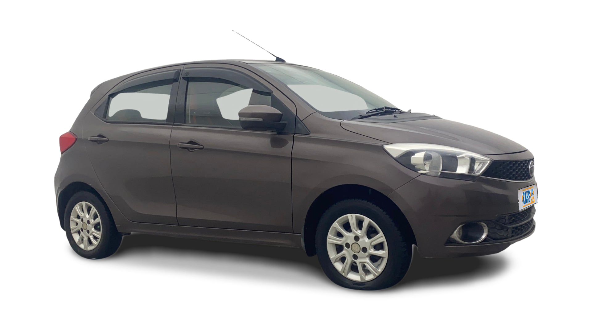 Tata Tiago-img
