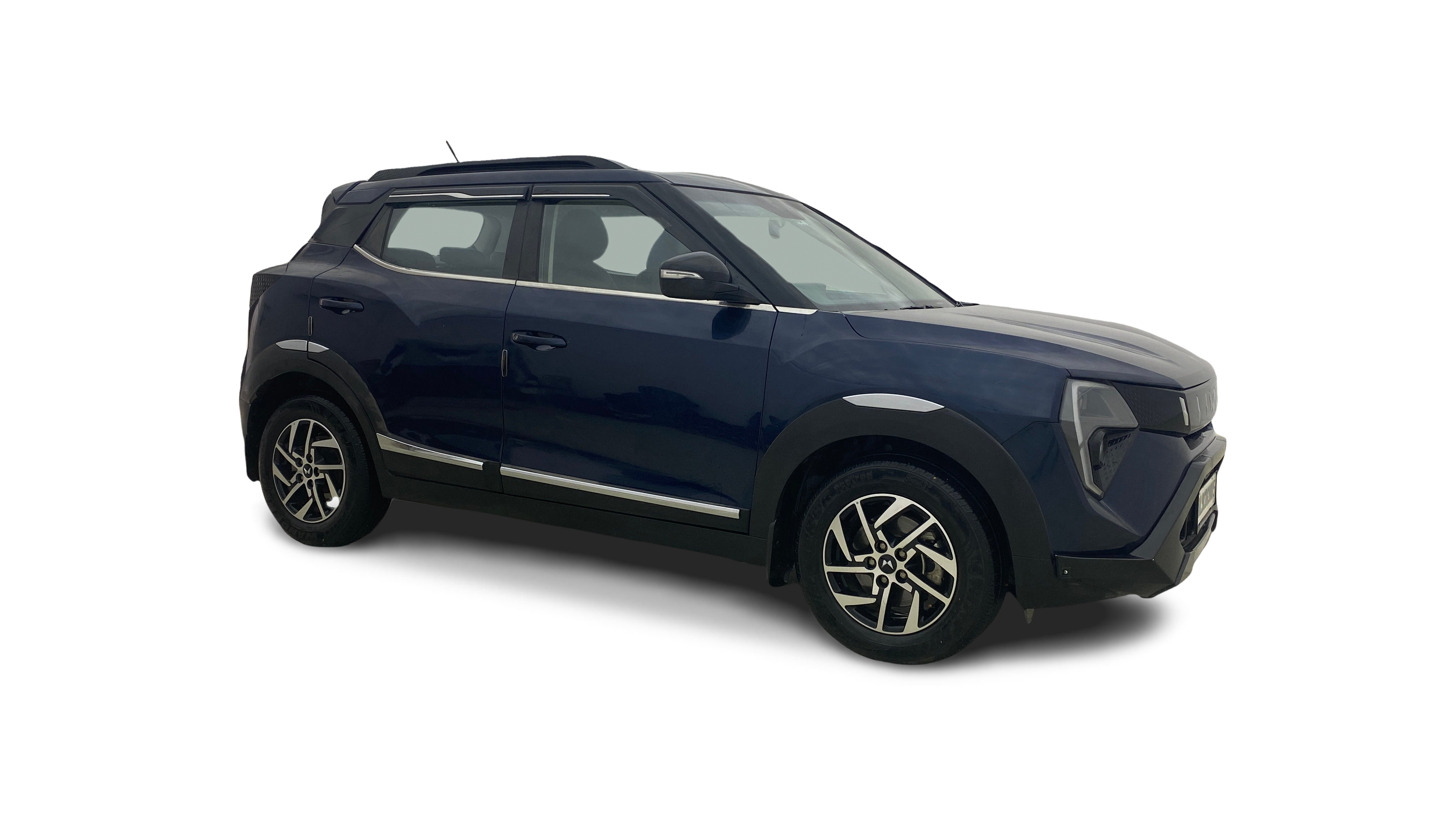 2024 Mahindra XUV 3XO - SUV - Petrol - Manual - ₹7.90 lakh