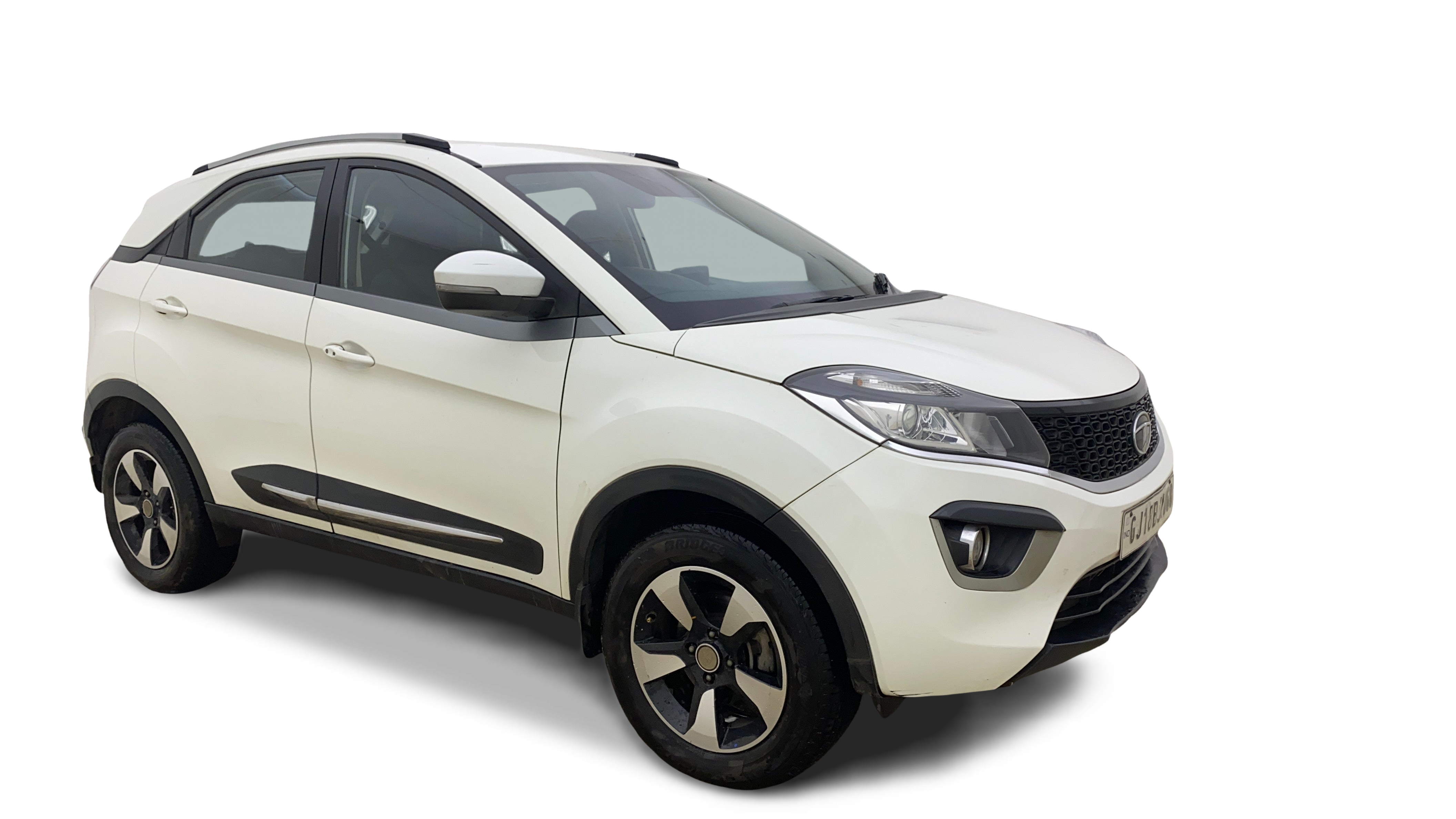 2018 Tata NEXON - SUV - Petrol - Manual - ₹5.17 lakh