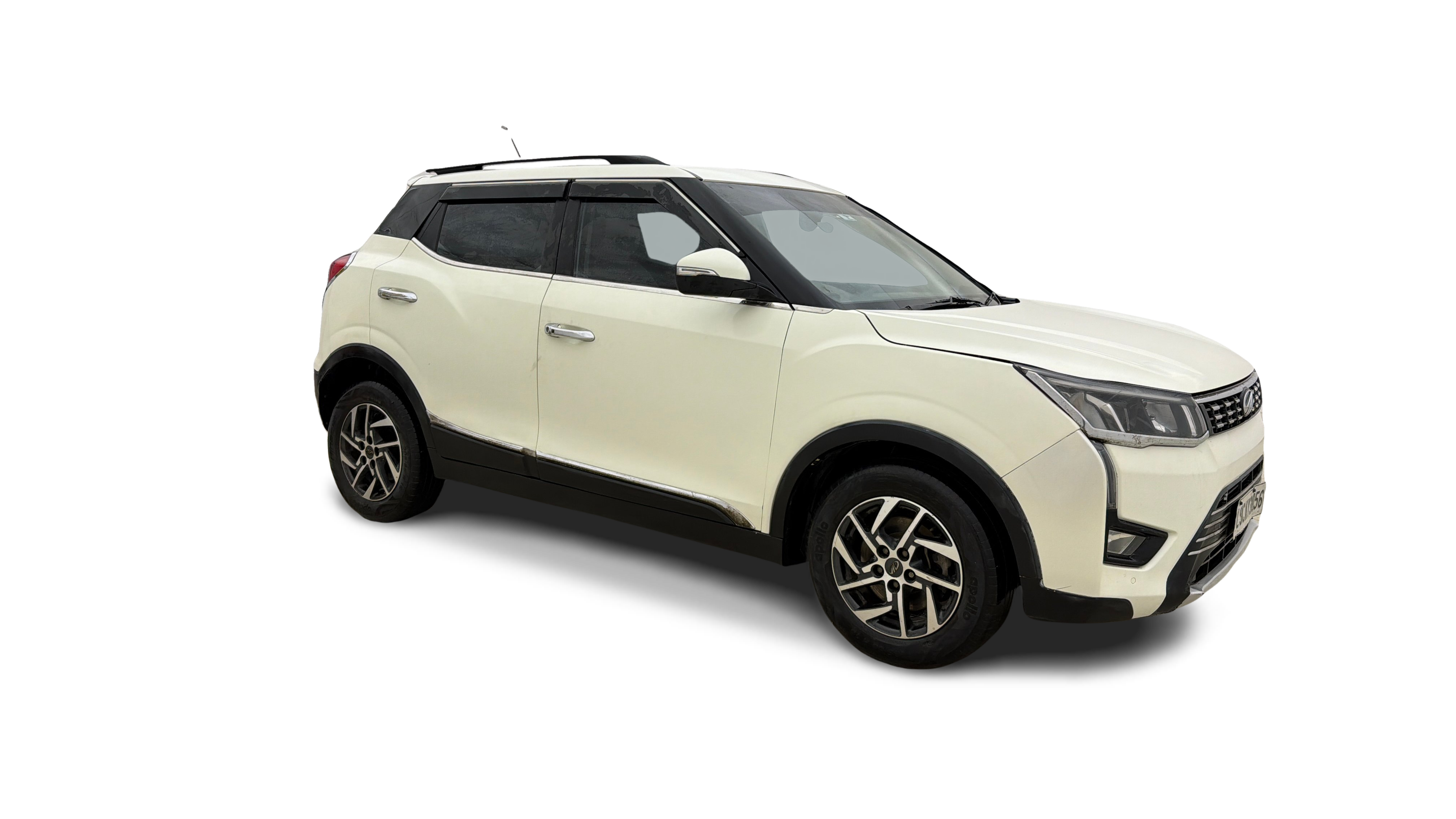 2022 Mahindra XUV300 - SUV - Petrol - Manual - ₹6.62 lakh