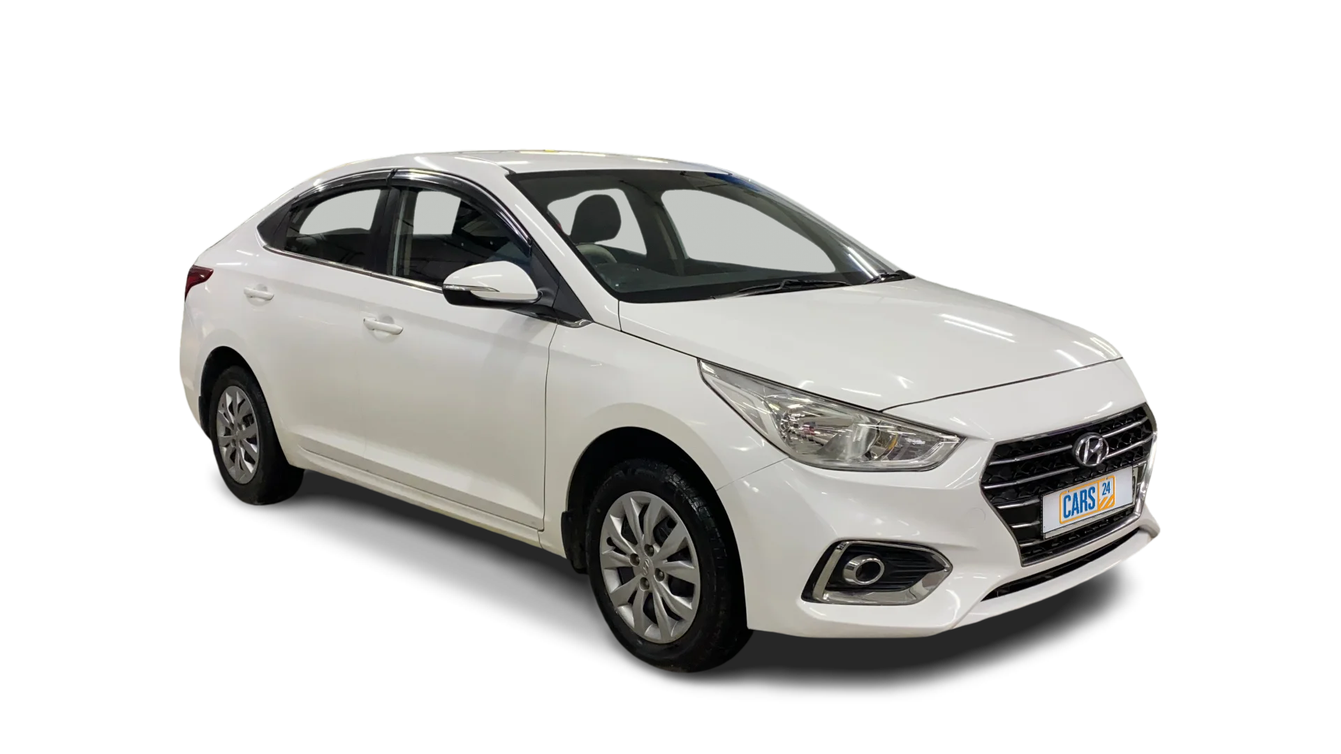 Hyundai Verna-img
