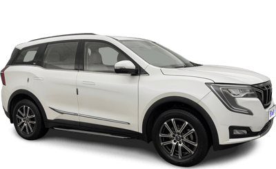 2023 Mahindra XUV700 - SUV - Petrol - Manual - ₹15.49 lakh