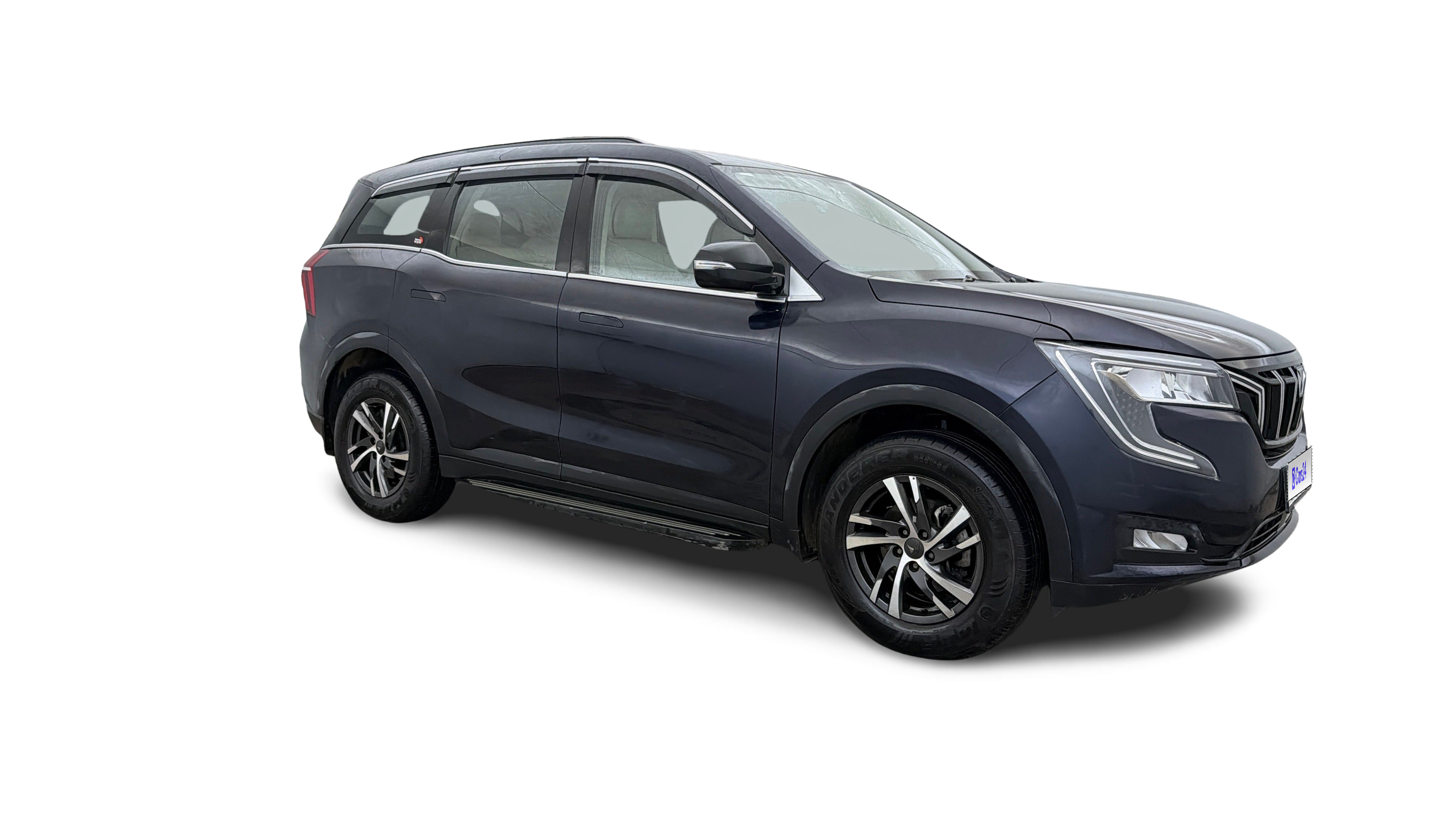 2023 Mahindra XUV700 - SUV - Petrol - Manual - ₹11.65 lakh