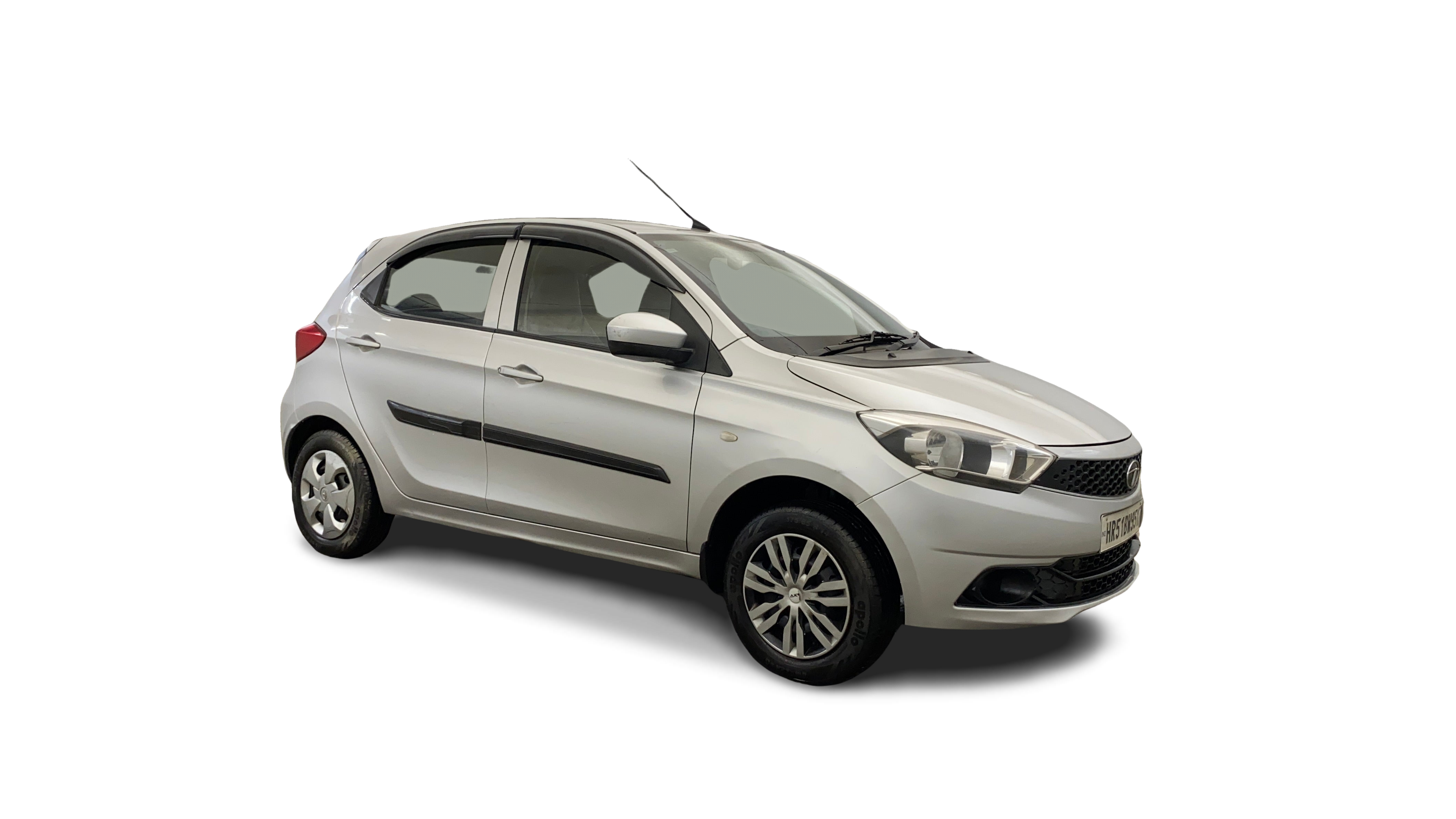 Tata Tiago-img