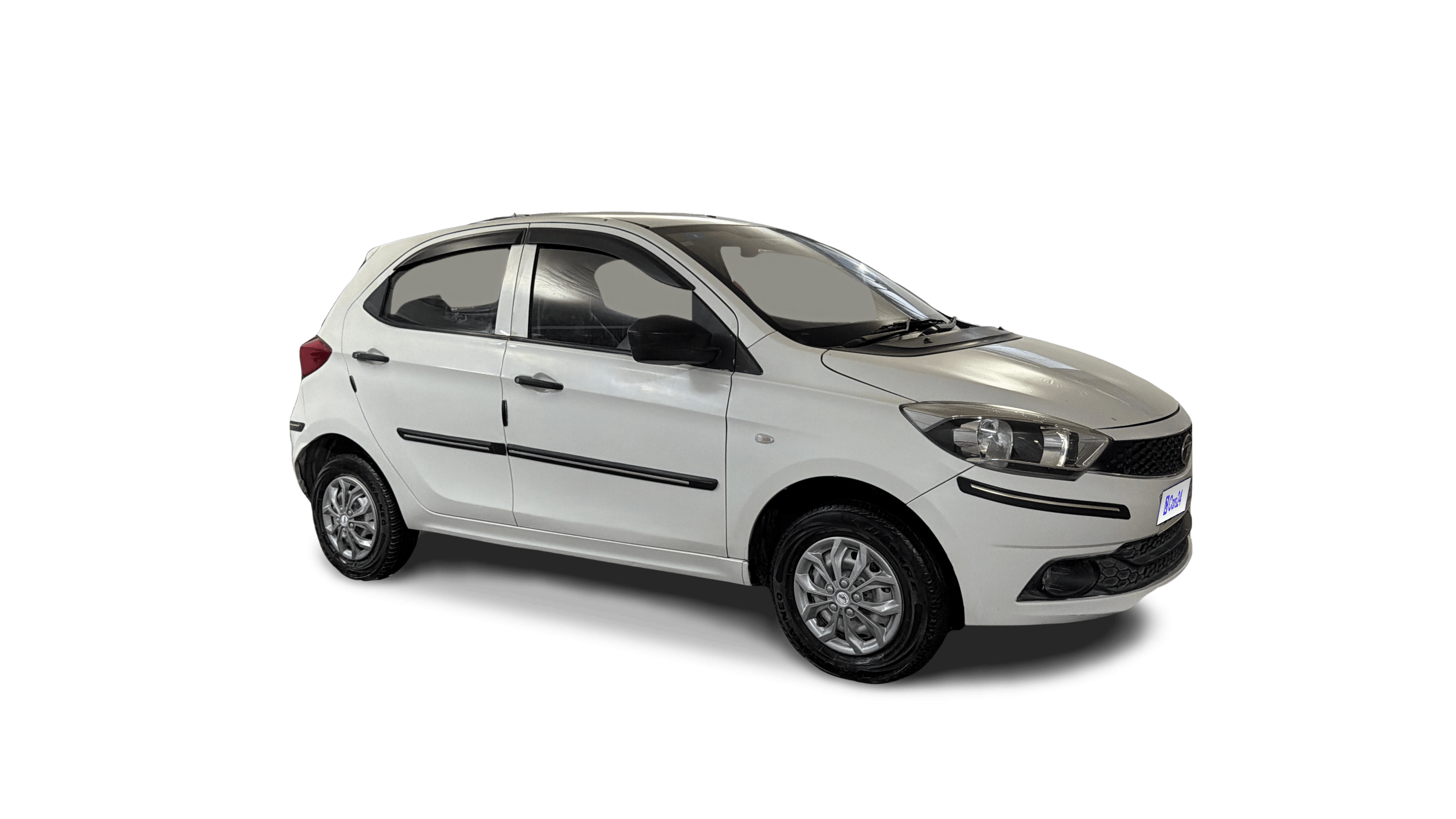 2018 Tata Tiago - Hatchback - Petrol - Manual - ₹2.95 lakh