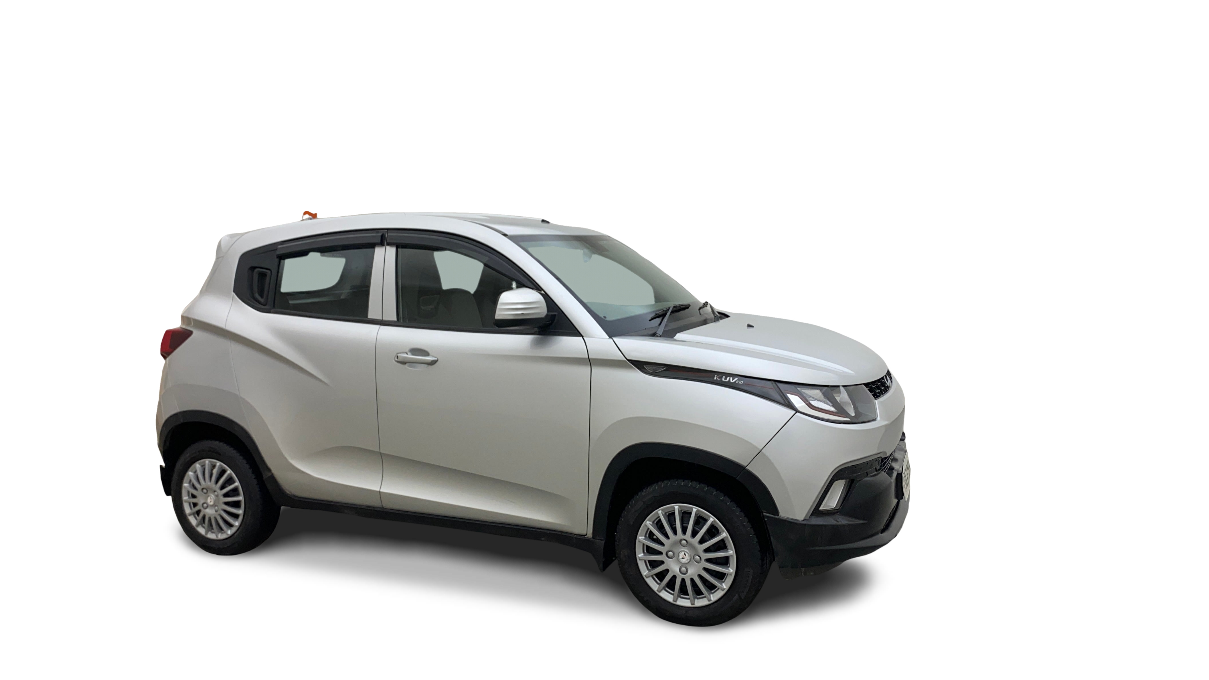 Mahindra Kuv100-img