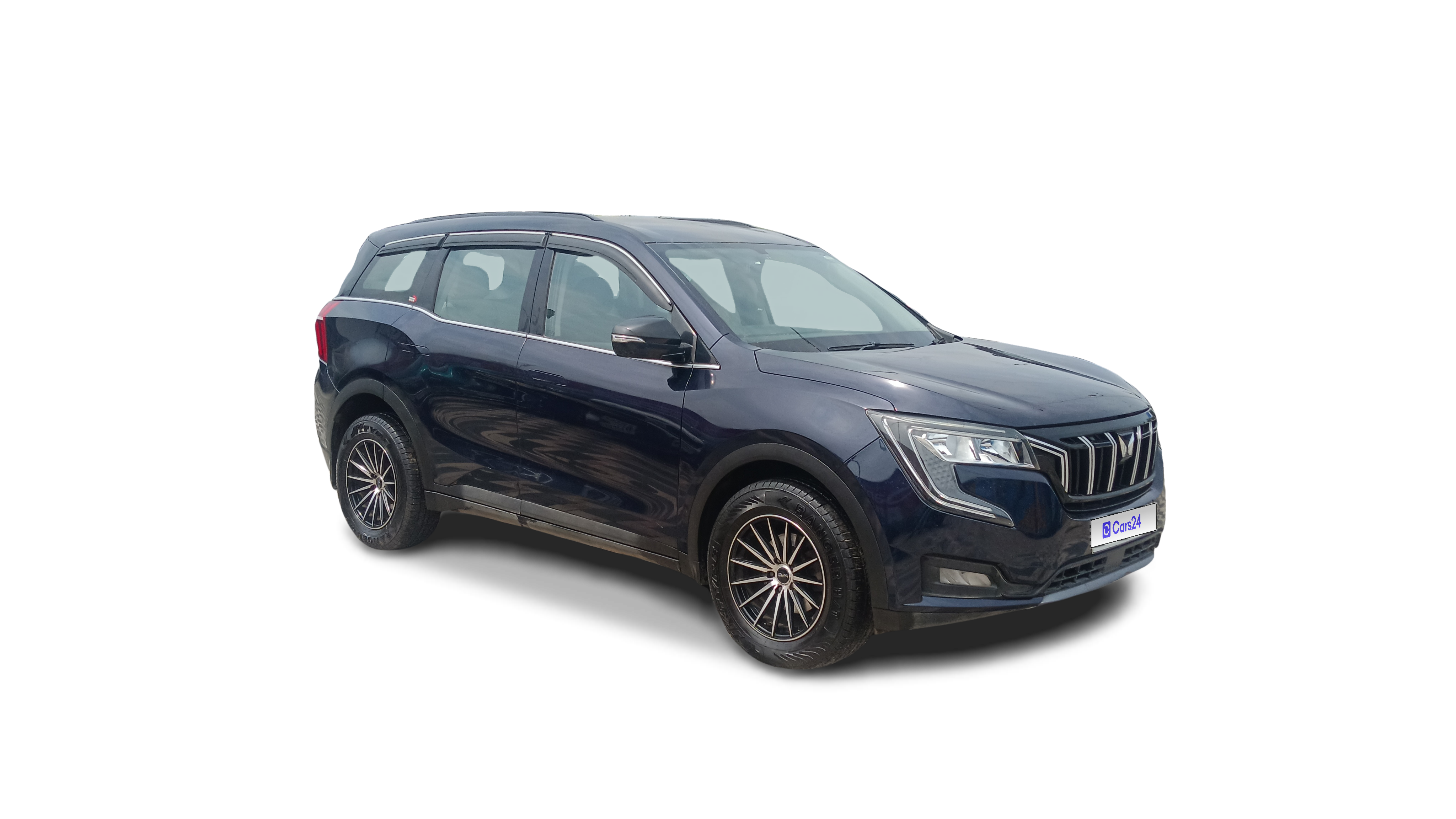 2022 Mahindra XUV700 - SUV - Diesel - Automatic - ₹14.13 lakh