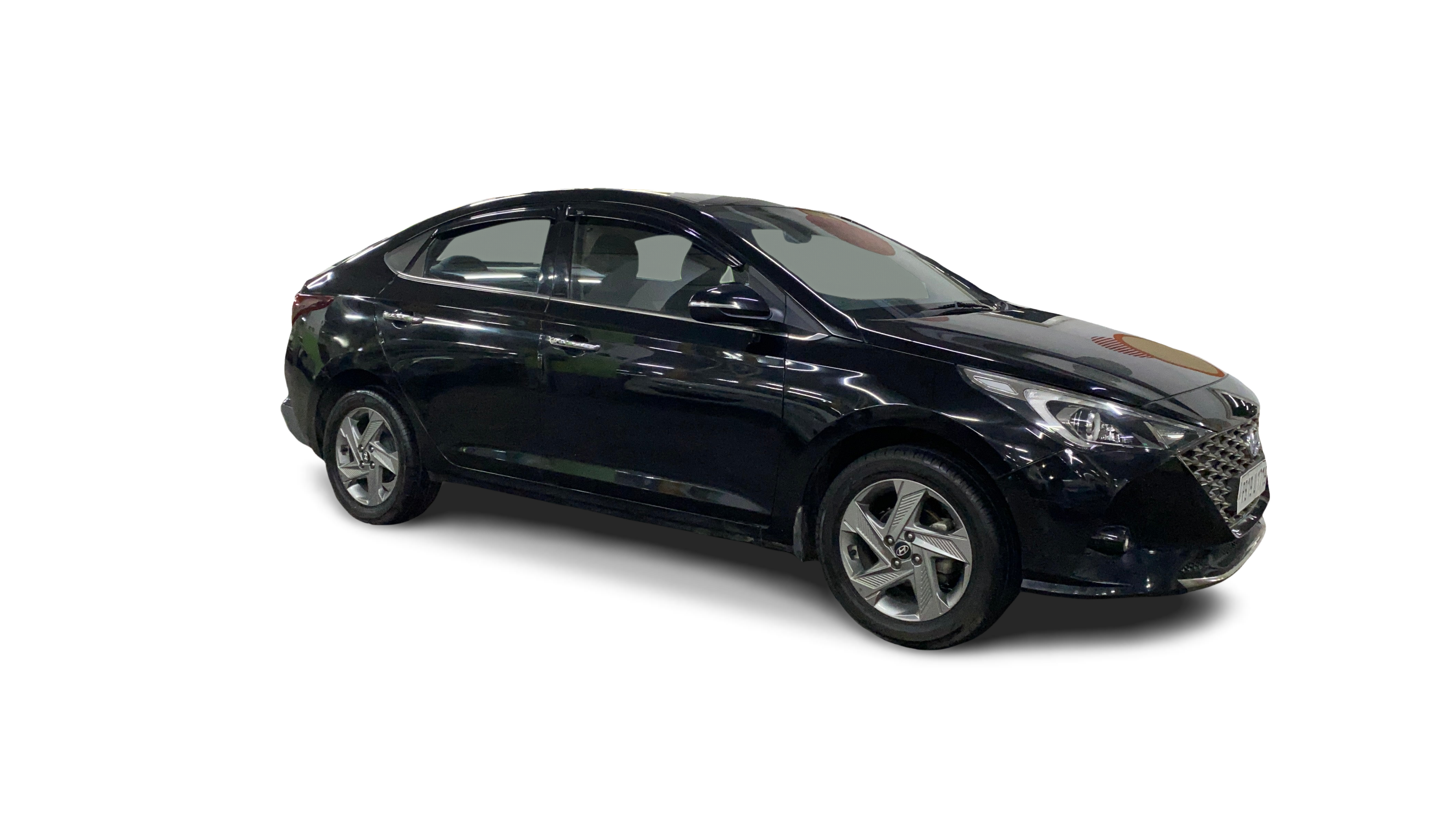 Hyundai Verna-img