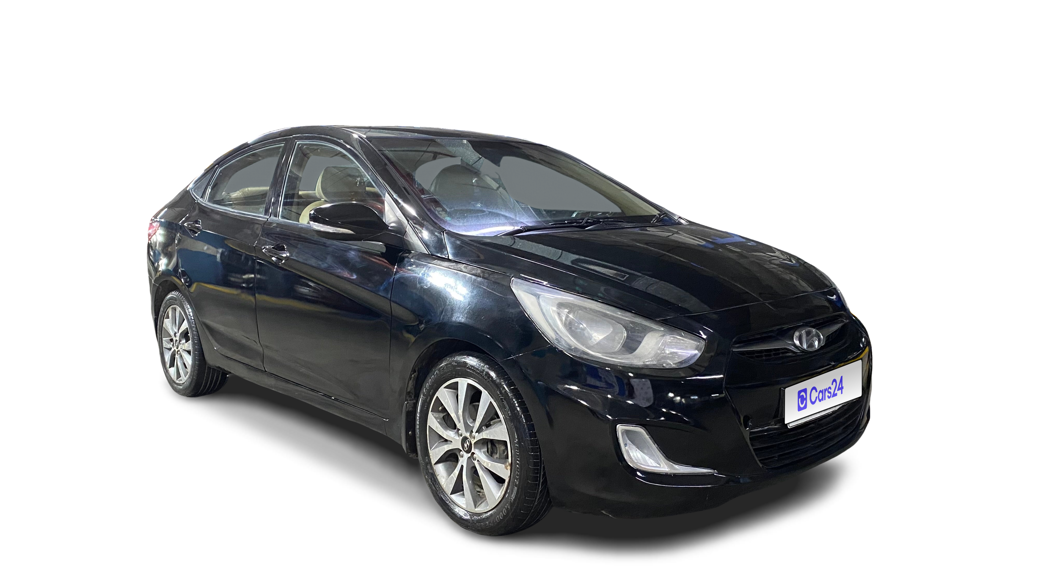 2014 Hyundai Verna - Sedan - Petrol - Manual - ₹2.02 lakh