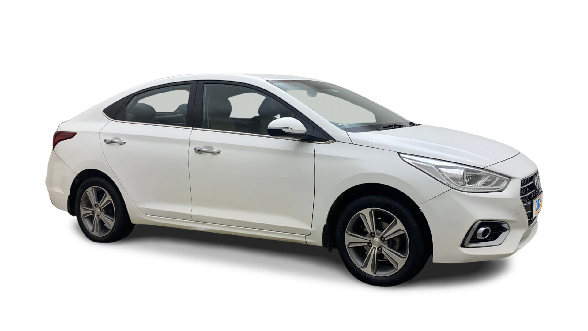 Hyundai Verna-img