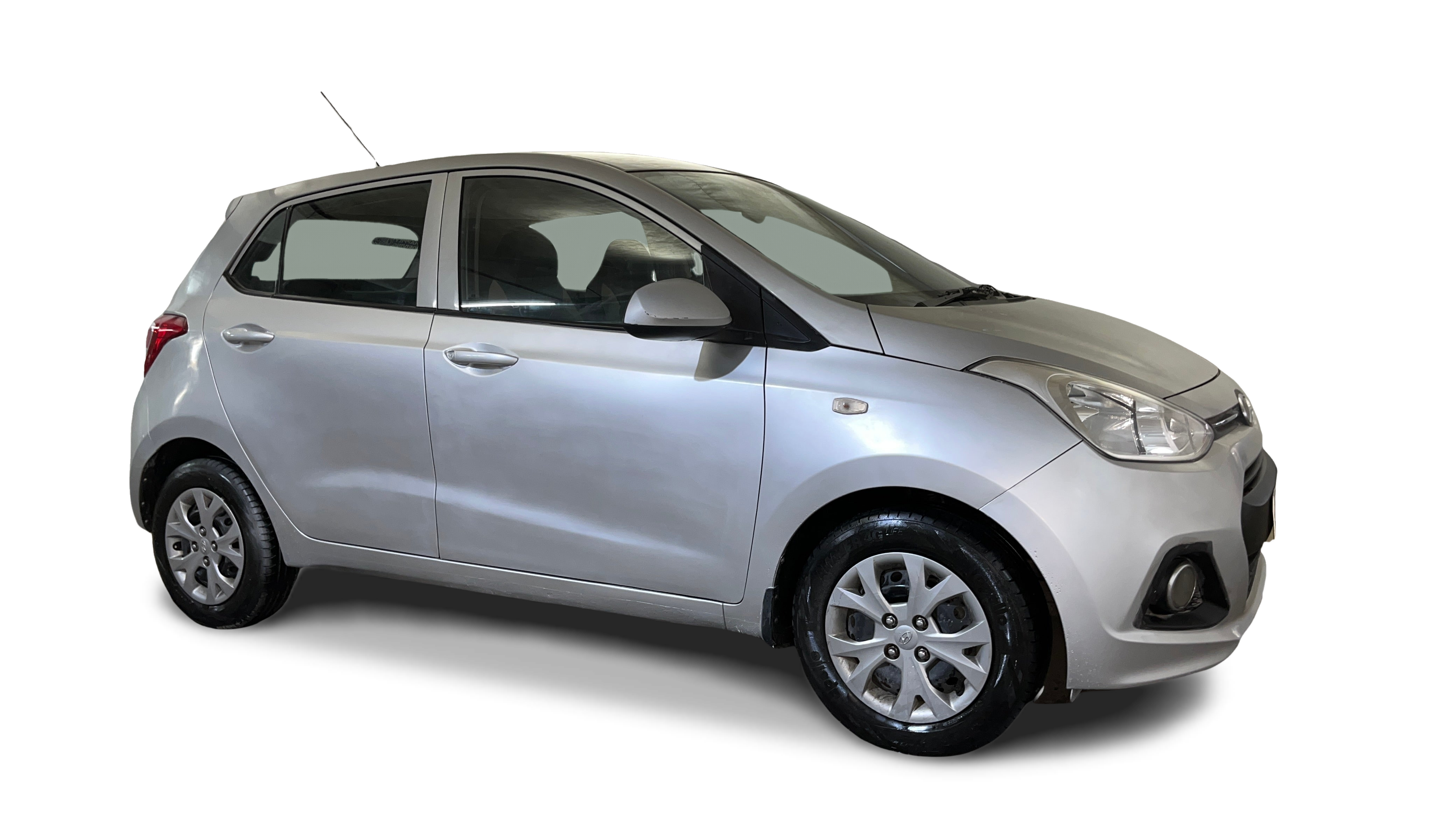 2015 Hyundai Grand i10 - Hatchback - Petrol - Manual - ₹2.15 lakh