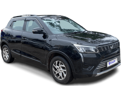 2023 Mahindra XUV300 - SUV - Diesel - Manual - ₹8.33 lakh