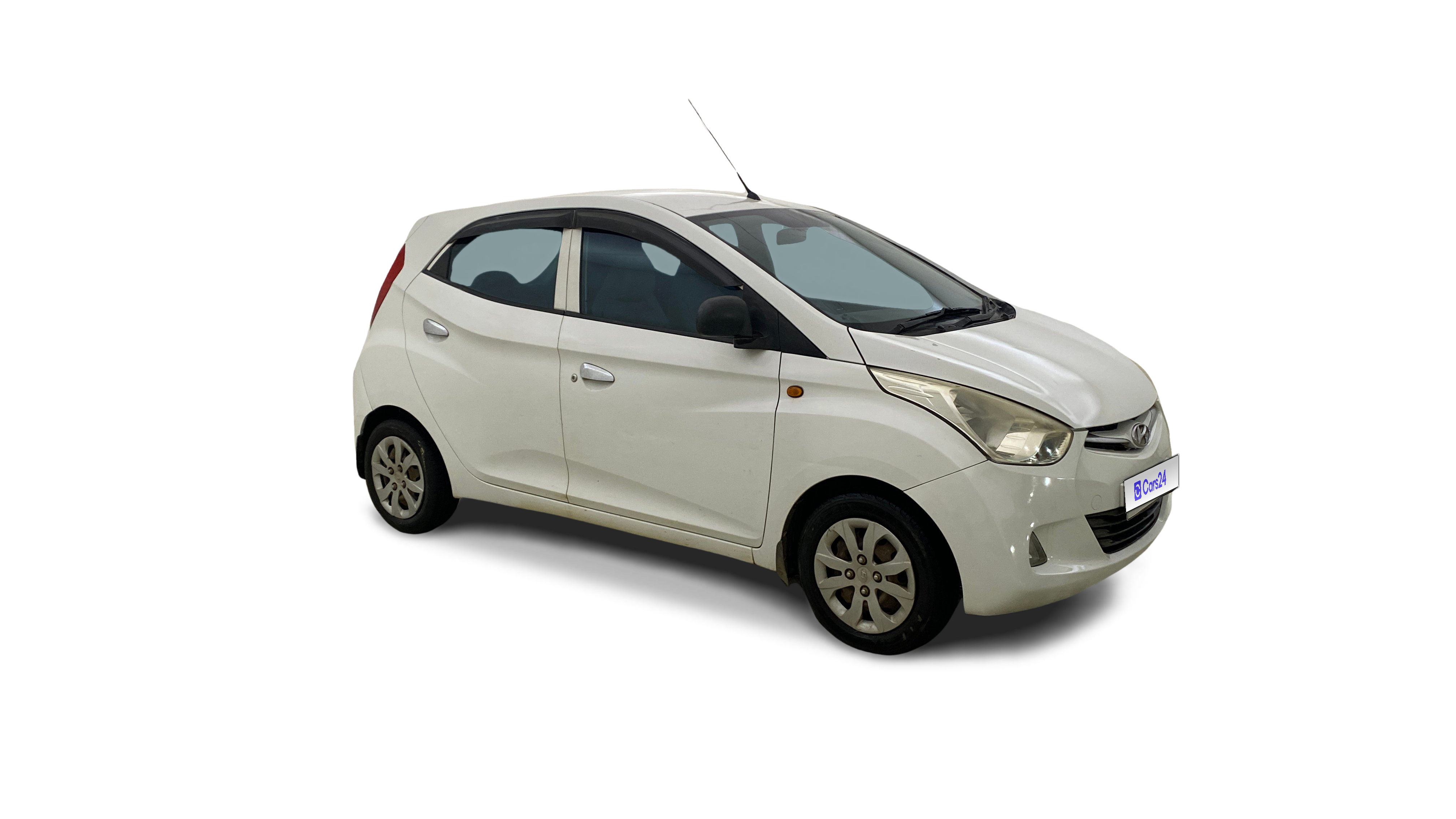 2015 Hyundai Eon - Hatchback - Petrol - Manual - ₹2.10 lakh