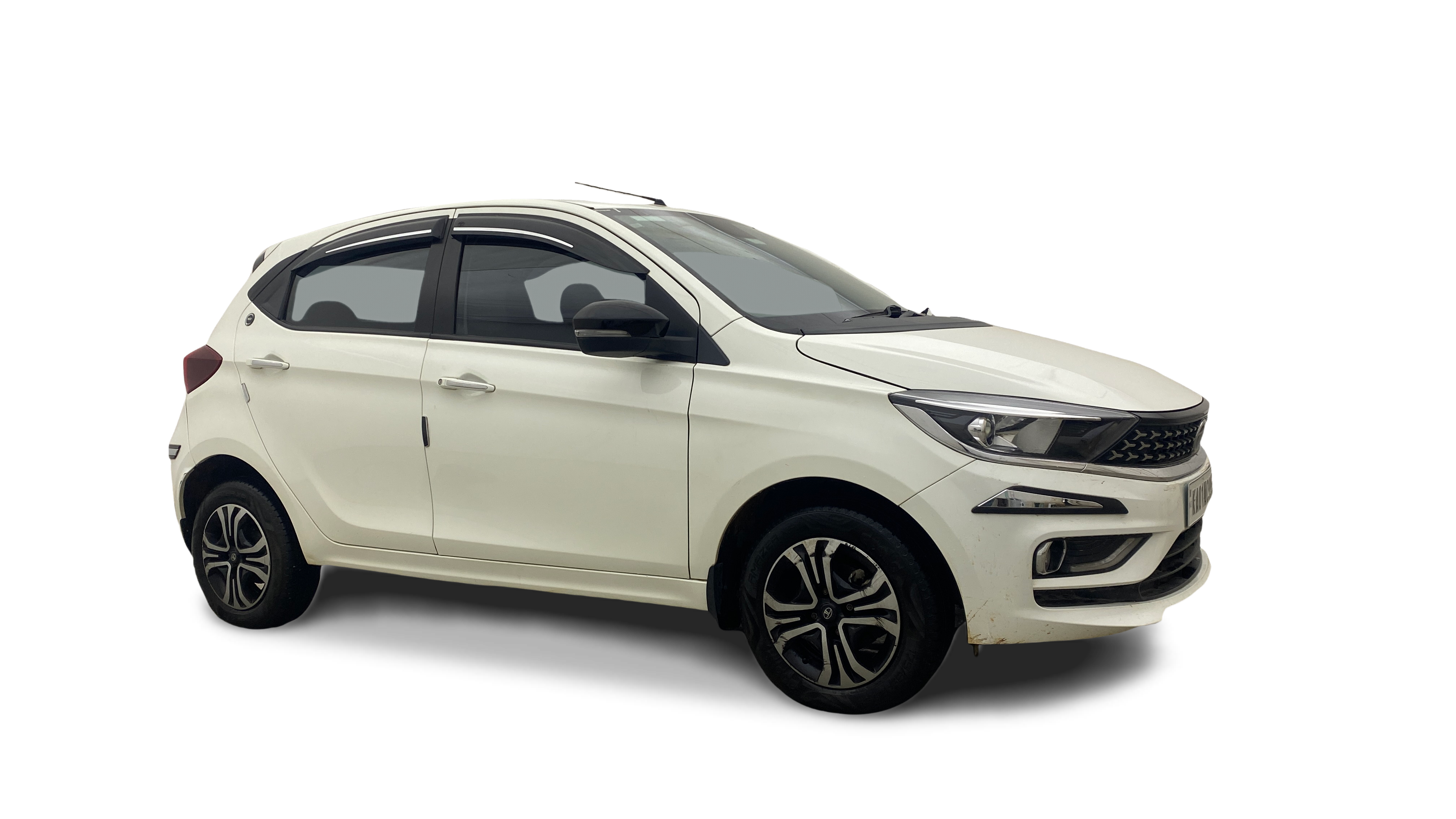 2024 Tata Tiago - Hatchback - CNG - Automatic - ₹7.99 lakh