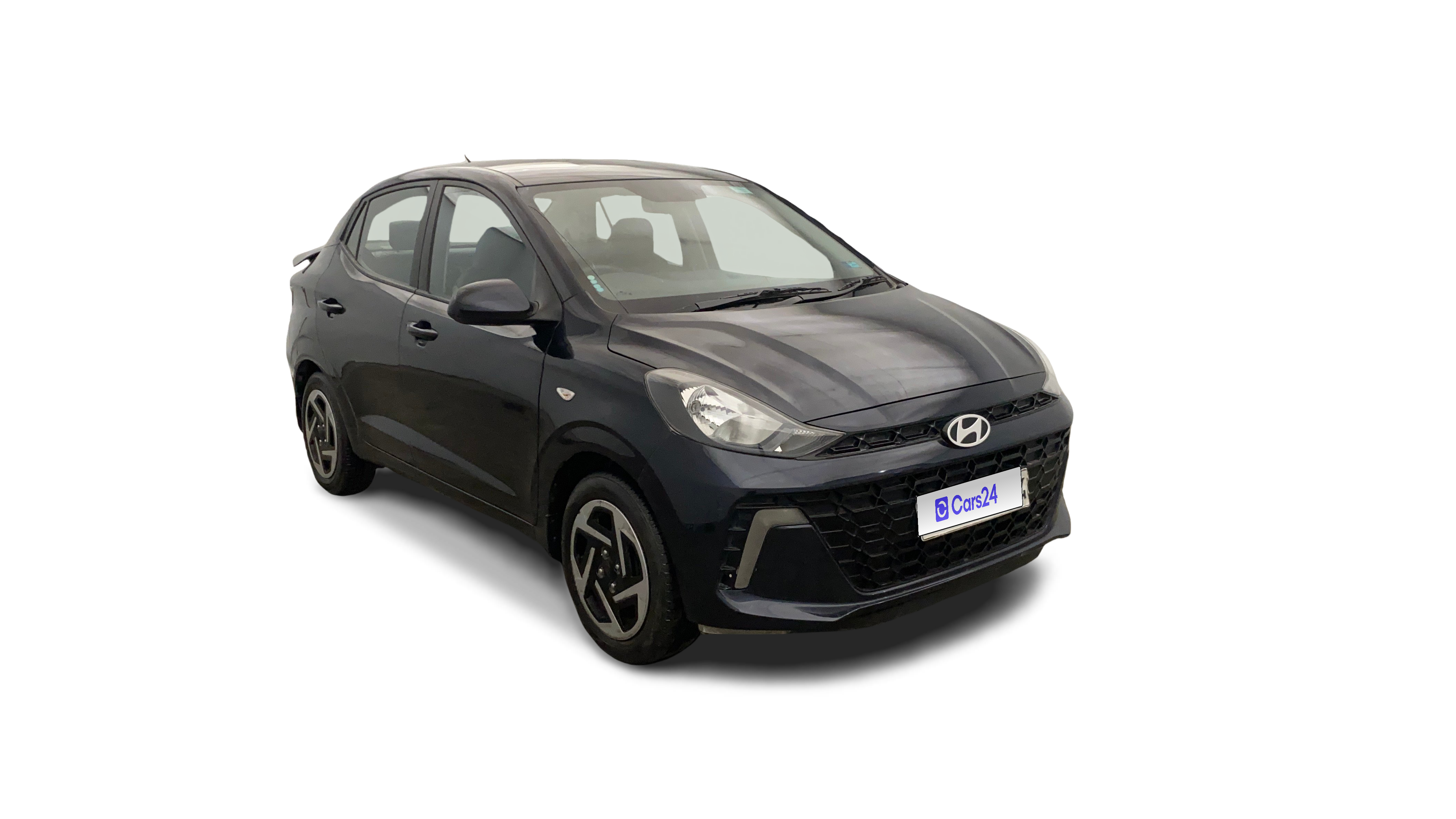2024 Hyundai AURA - Sedan - Petrol - Manual - ₹5.75 lakh