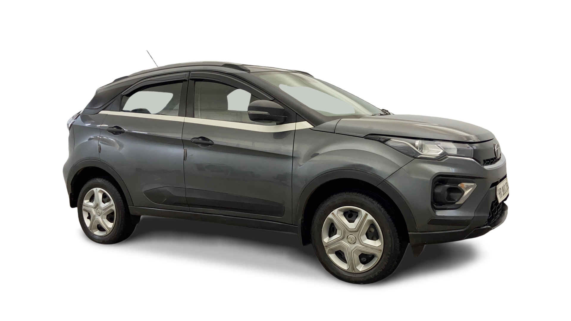 Tata NEXON-img