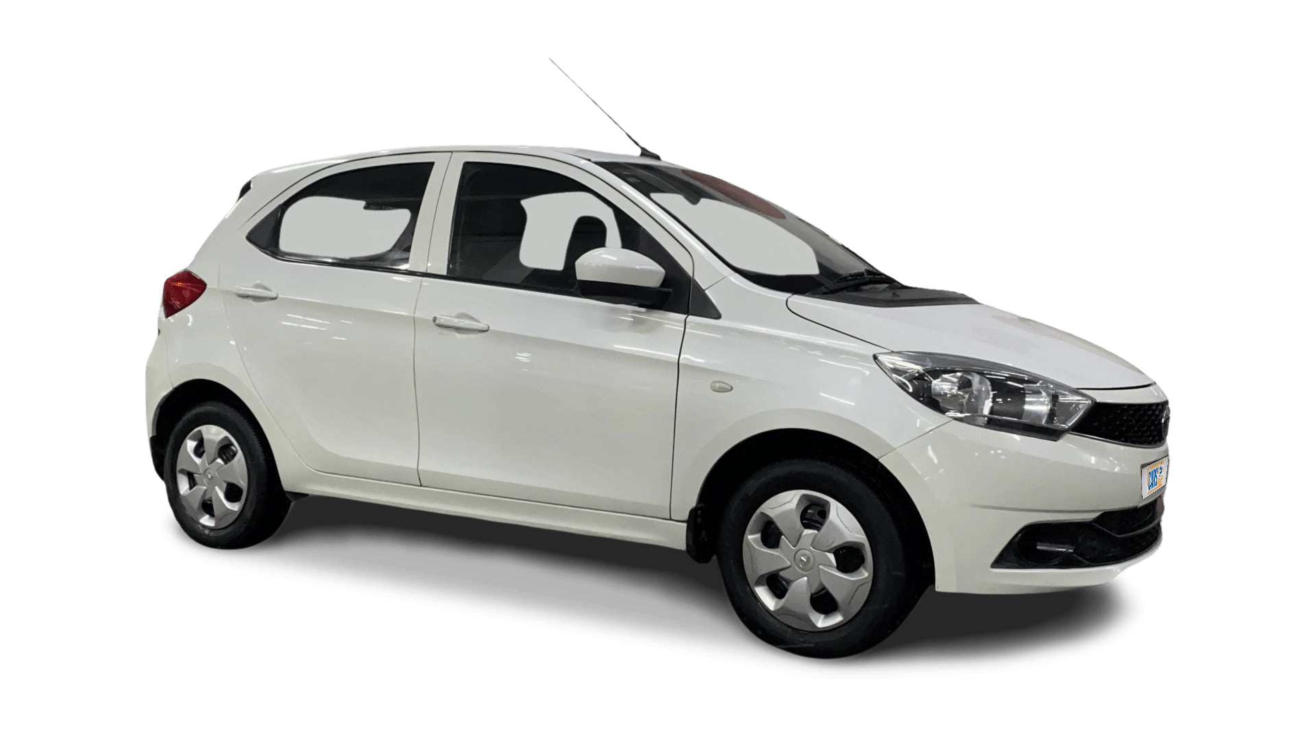2017 Tata Tiago - Hatchback - Petrol - Manual - ₹2.60 lakh