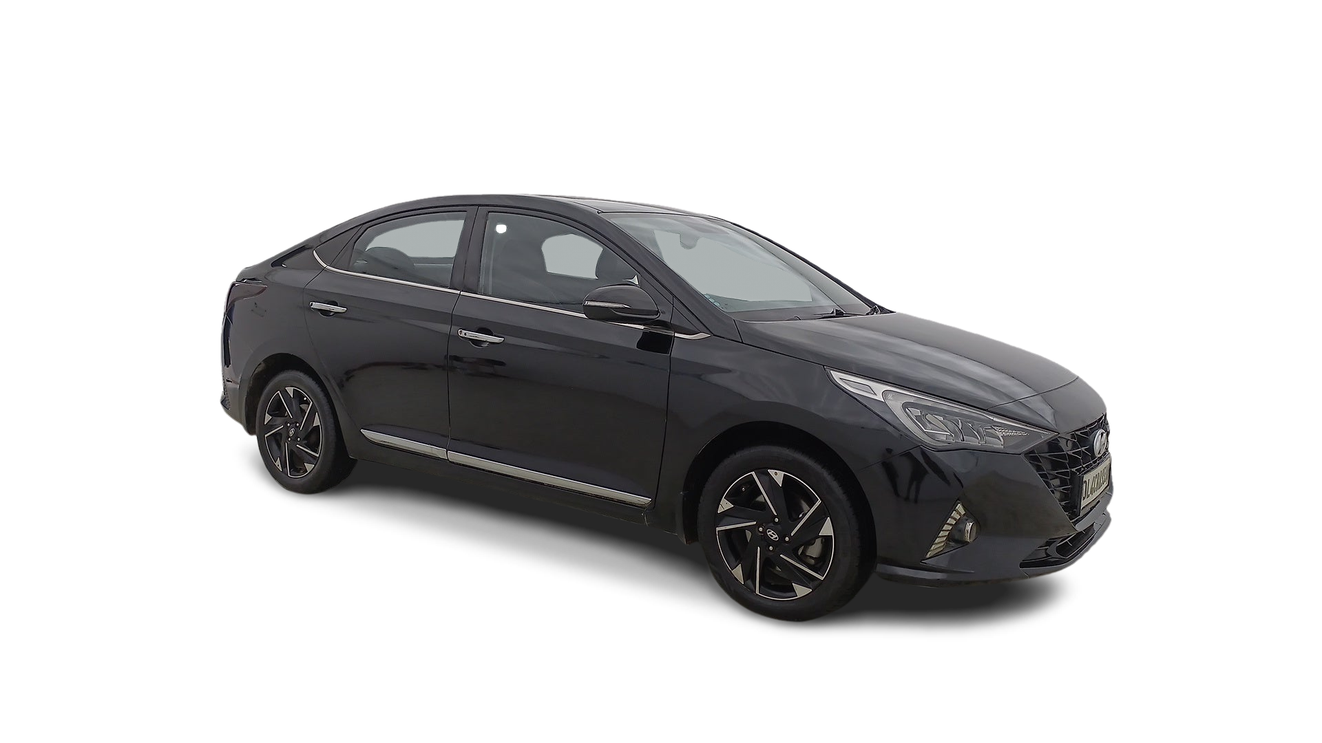 Hyundai Verna-img