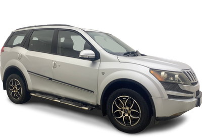 Mahindra XUV500-img