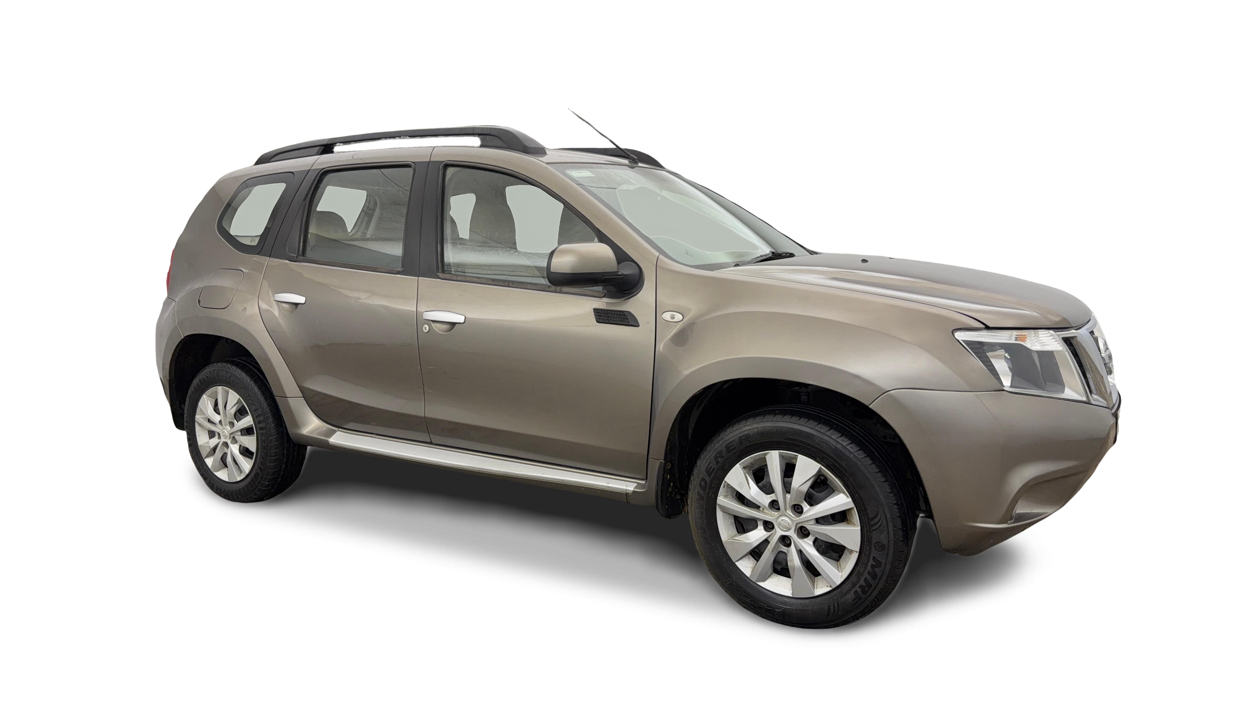 2016 Nissan Terrano - SUV - Petrol - Manual - ₹3.11 lakh